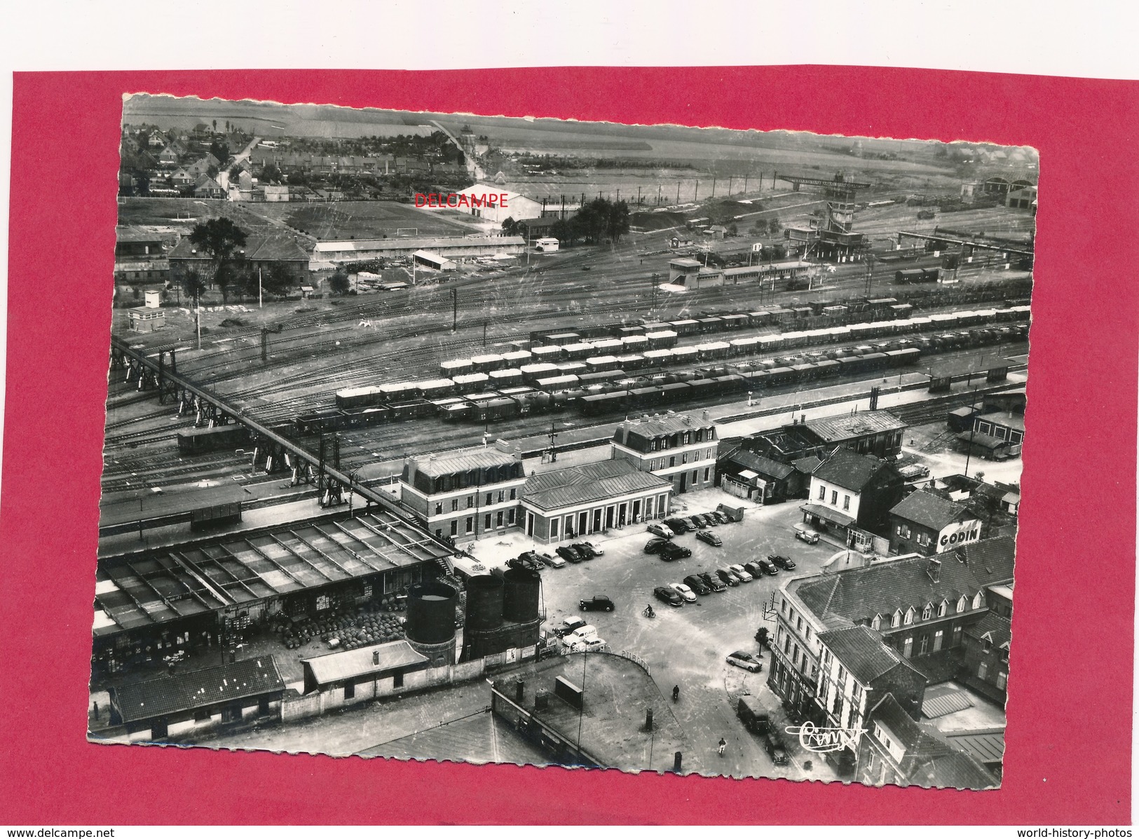 CPSM - BETHUNE (P. De C.)  -275-54 A -  La Gare - Place De La Gare  - Vue Aérienne - Bethune