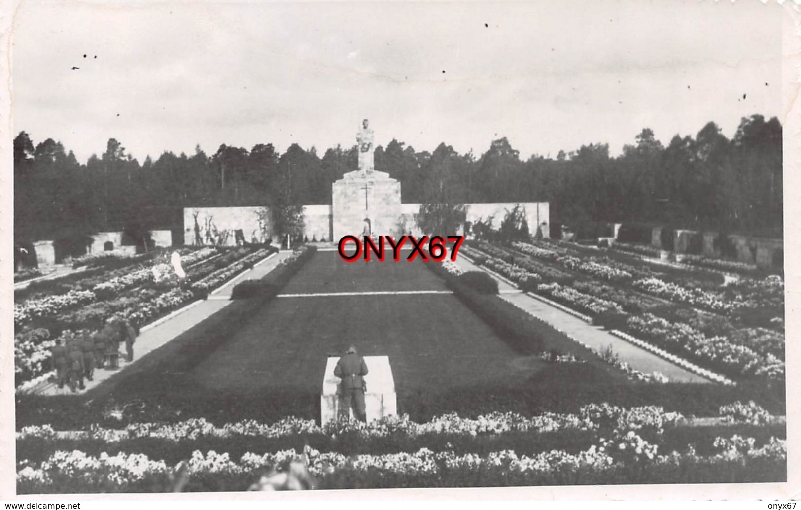 Carte Postale Photo RIGA (Lettonie) Heldenfriedhof - Cimetière Des Héros - Latvia