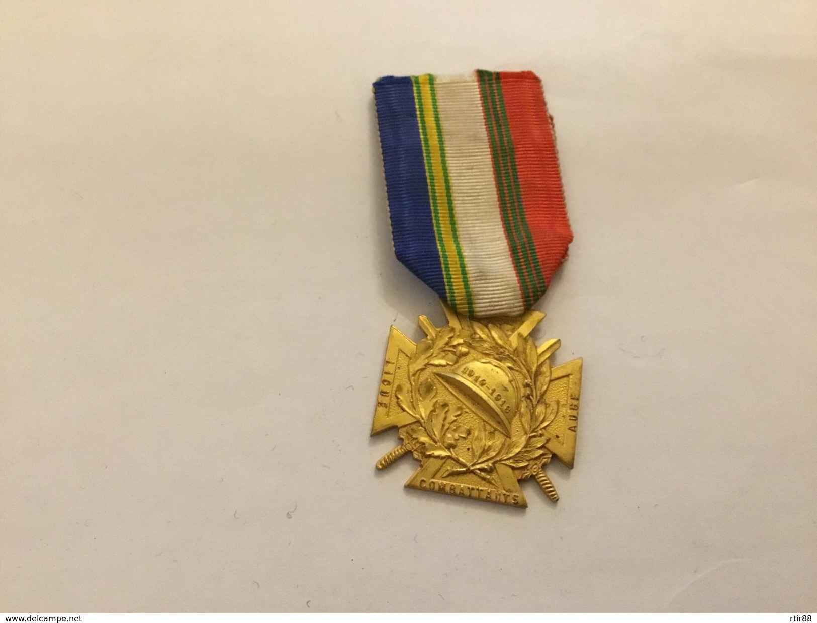 Médaille De La Ligue Des Combattants De L’Aube 1914-1918 - France