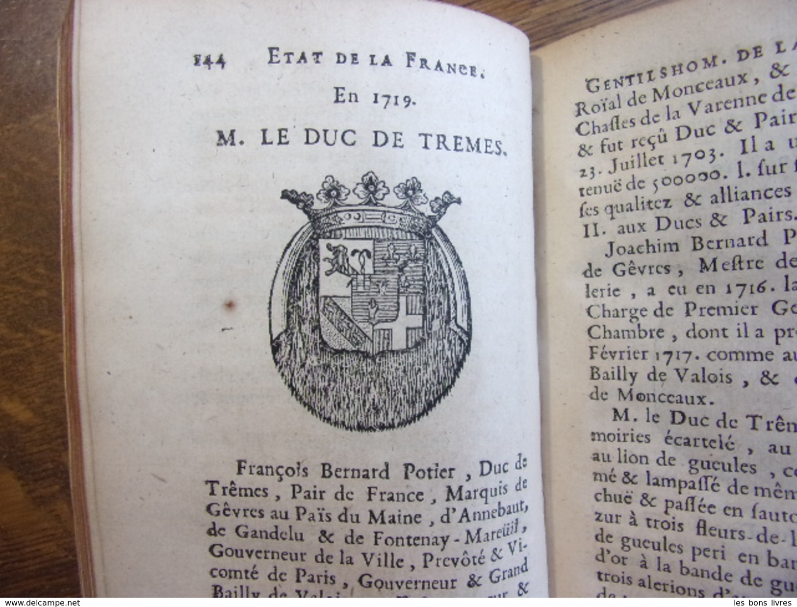 L’ÉTAT DE LA FRANCE Princes, Ducs & Pairs avec Blasons 1718