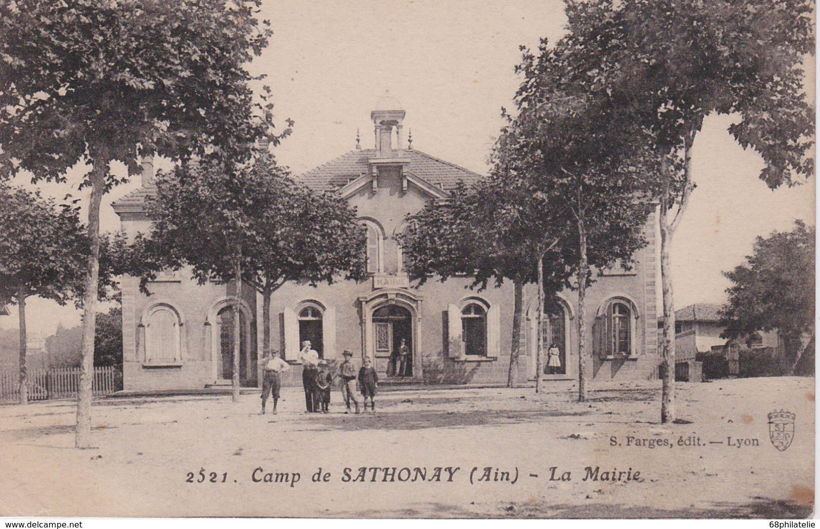 FRANCE 1920 CARTE POSTALE CE CAMP DE SATHONAY    LA MAIRIE - Non Classés