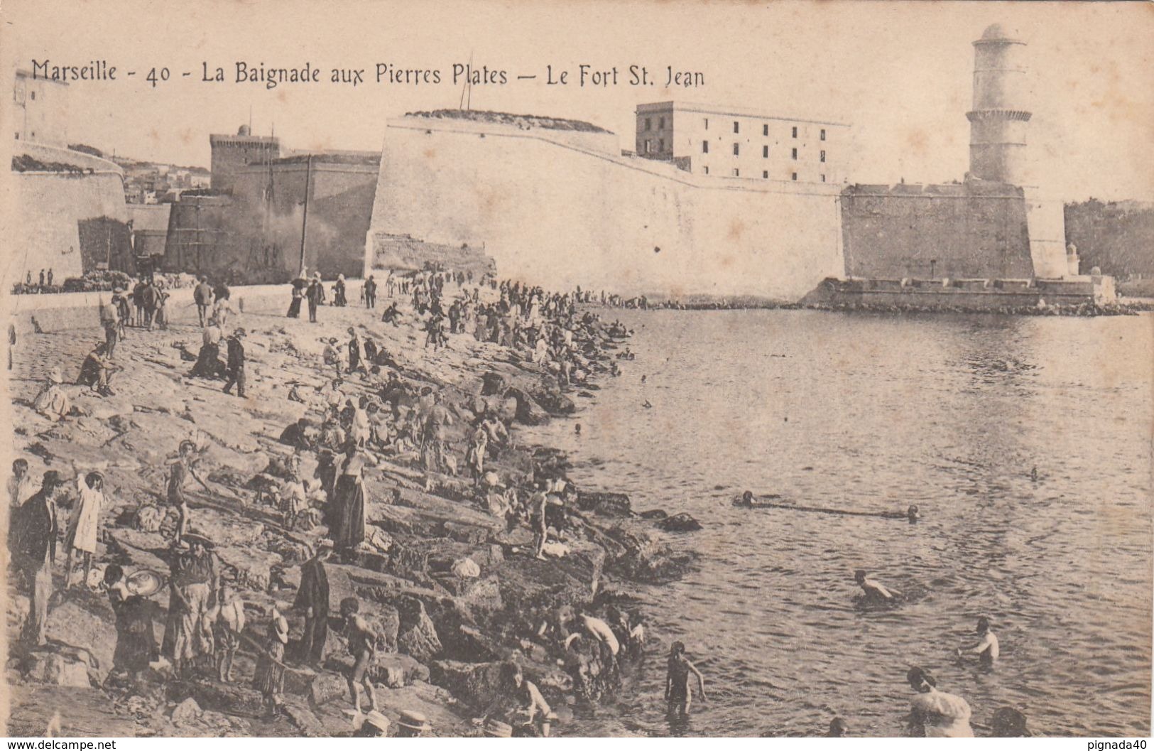 Cp , 13 , MARSEILLE , La Baignade Aux Pierres Plates , Le Fort Saint-Jean - Unclassified