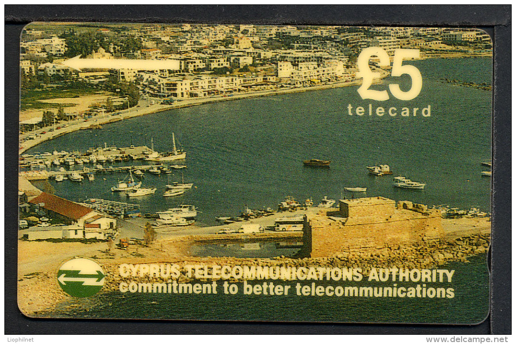 CHYPRE CYPRUSI, Bateau, Port, Telecard &pound;5 / Telephone Card /  Utilisée / Used. Rgilport - Chypre