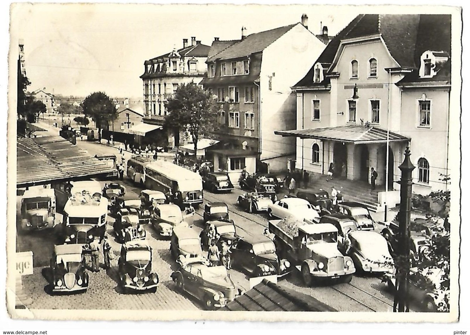 SAINT LOUIS - Frontière Franco-Suisse - Voiture Ancienne - Saint Louis