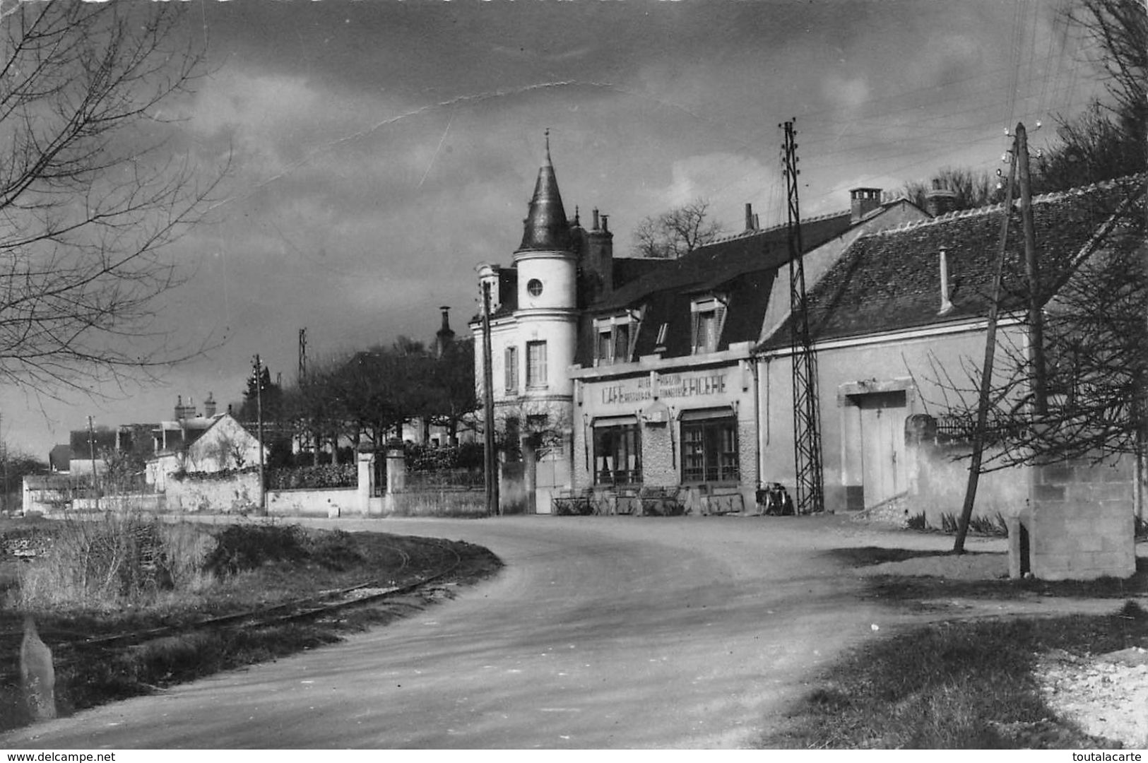 CPSM 37 VALLIERES FONDETTES LA ROUTE DE TOURS A LUYNES  1950 - Fondettes