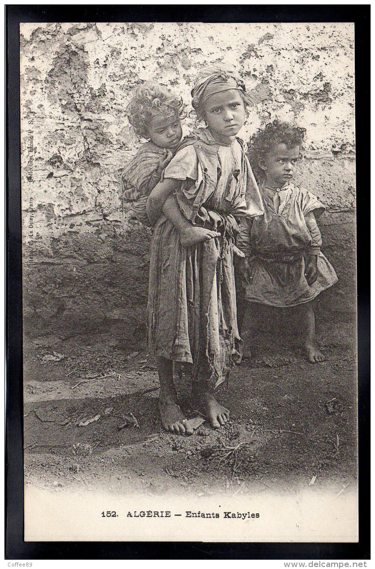 ALGERIE - ENFANTS KABYLES - Enfants