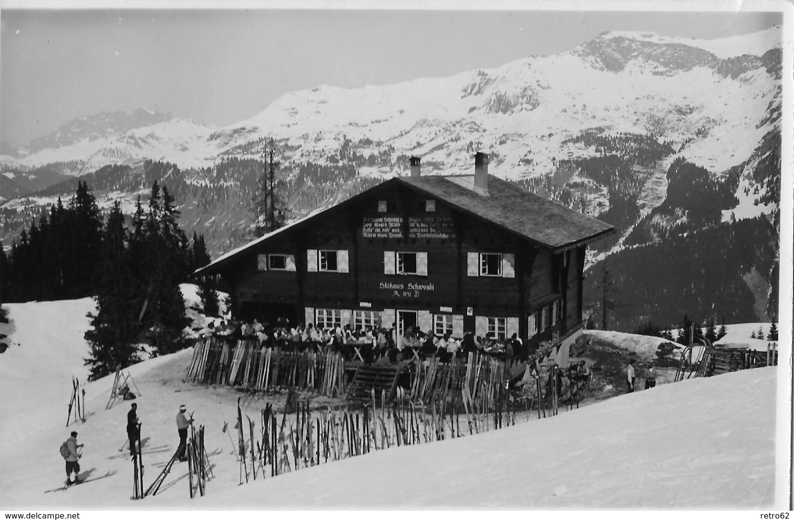 SKIHAUS CONTERSER-SCHWENDI → Fotokarte Mit Vielen Touristen Ca.1950 - Conters Im Prättigau