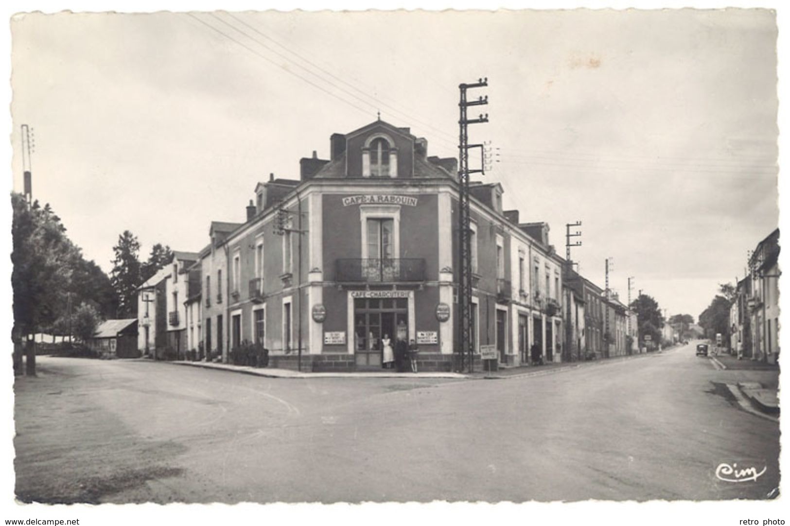 Cpsm Nozay - Route De Nort Et De Nantes ( Café Rabouin ) - Autres & Non Classés