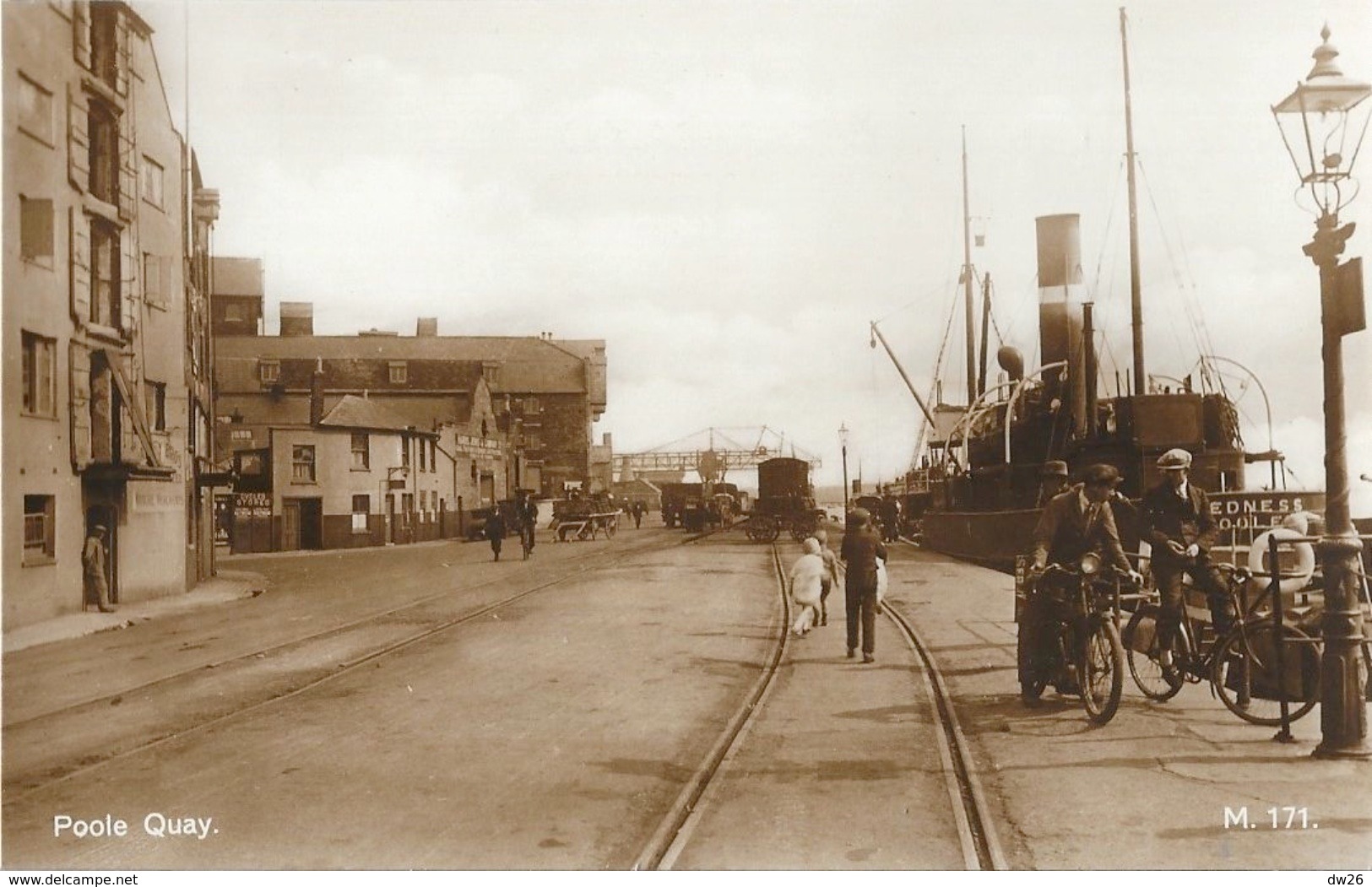 Dorset - Poole Quay, Voie Ferrée Cyclistes Et Bateaux à Quai - Carte M. 171 Non Circulée - Autres & Non Classés