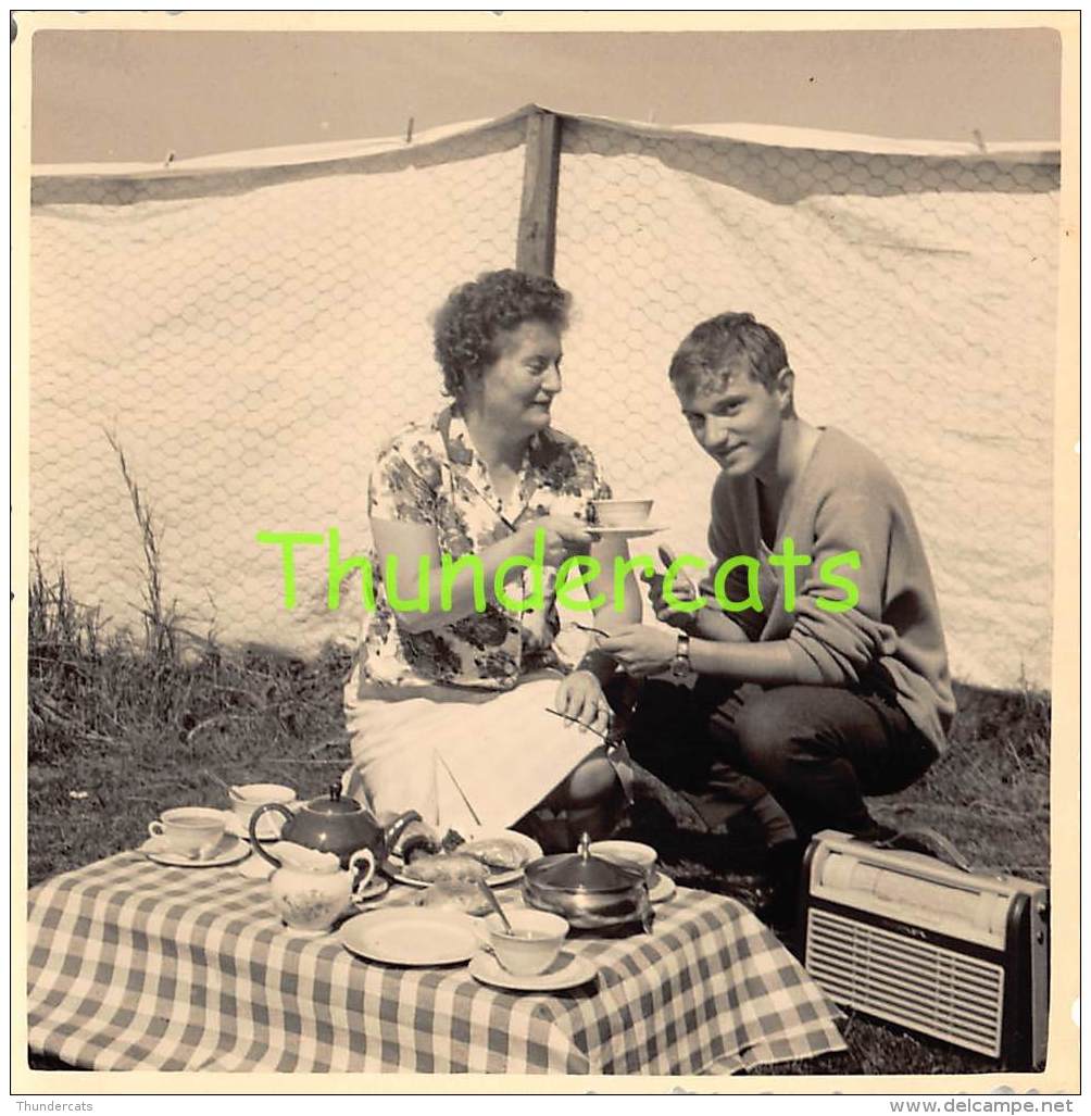 OUDE FOTO OOSTENDE ANCIENNE PHOTO OSTENDE  PIC NIC PICNIC  RADIO - Lieux