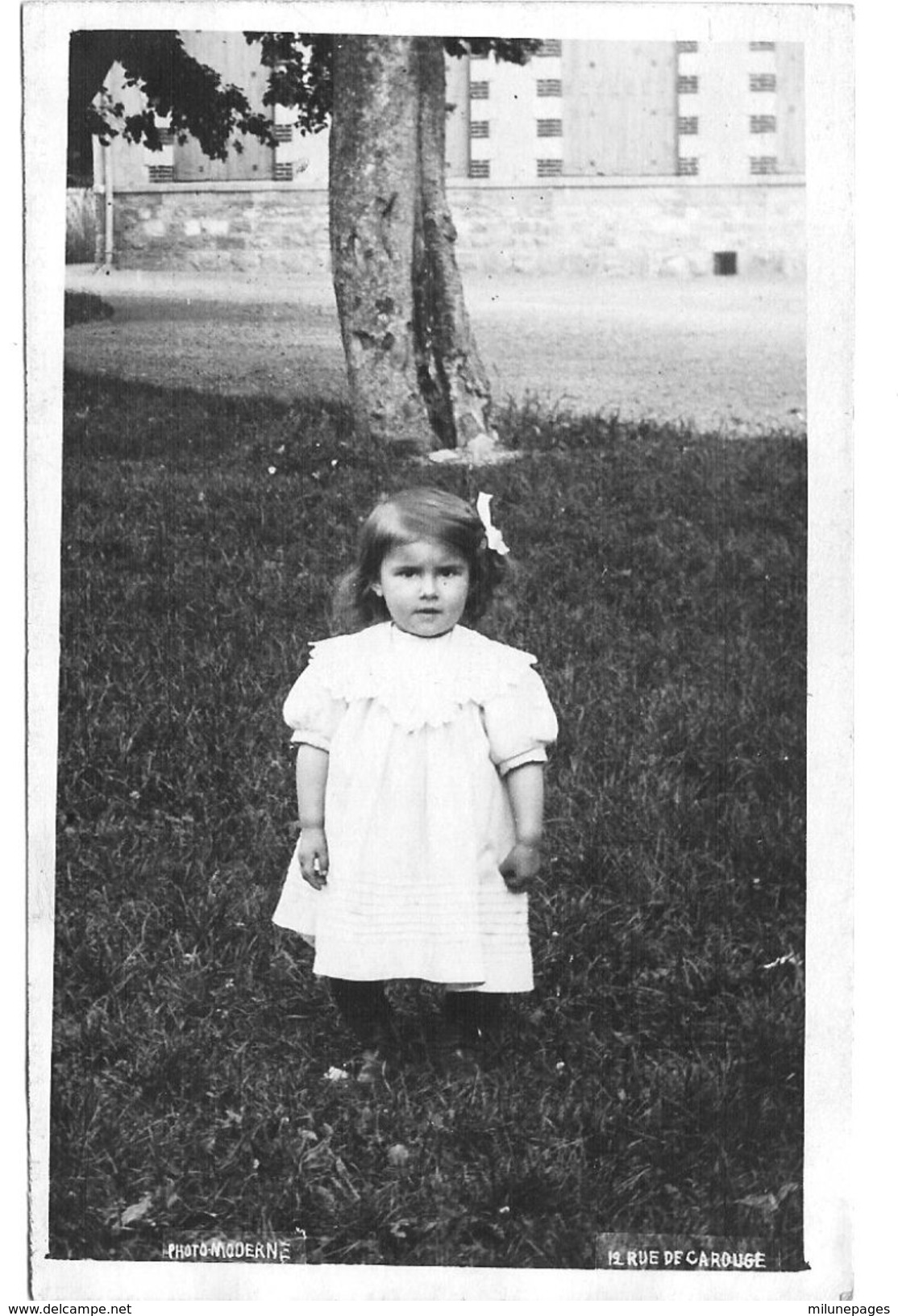 SUISSE Carte Photo D'une Enfant De CAROUGE Ou Environs - Carouge