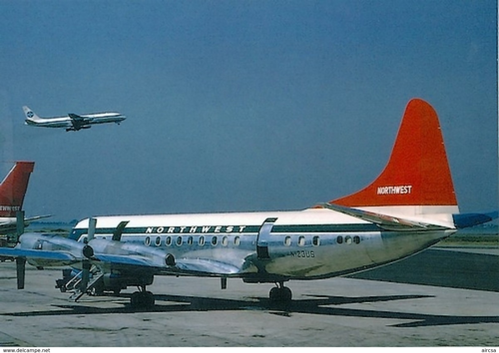 Aviation Postcard-529 NORTHWEST ORIENT  L-188 Electra - 1946-....: Moderne