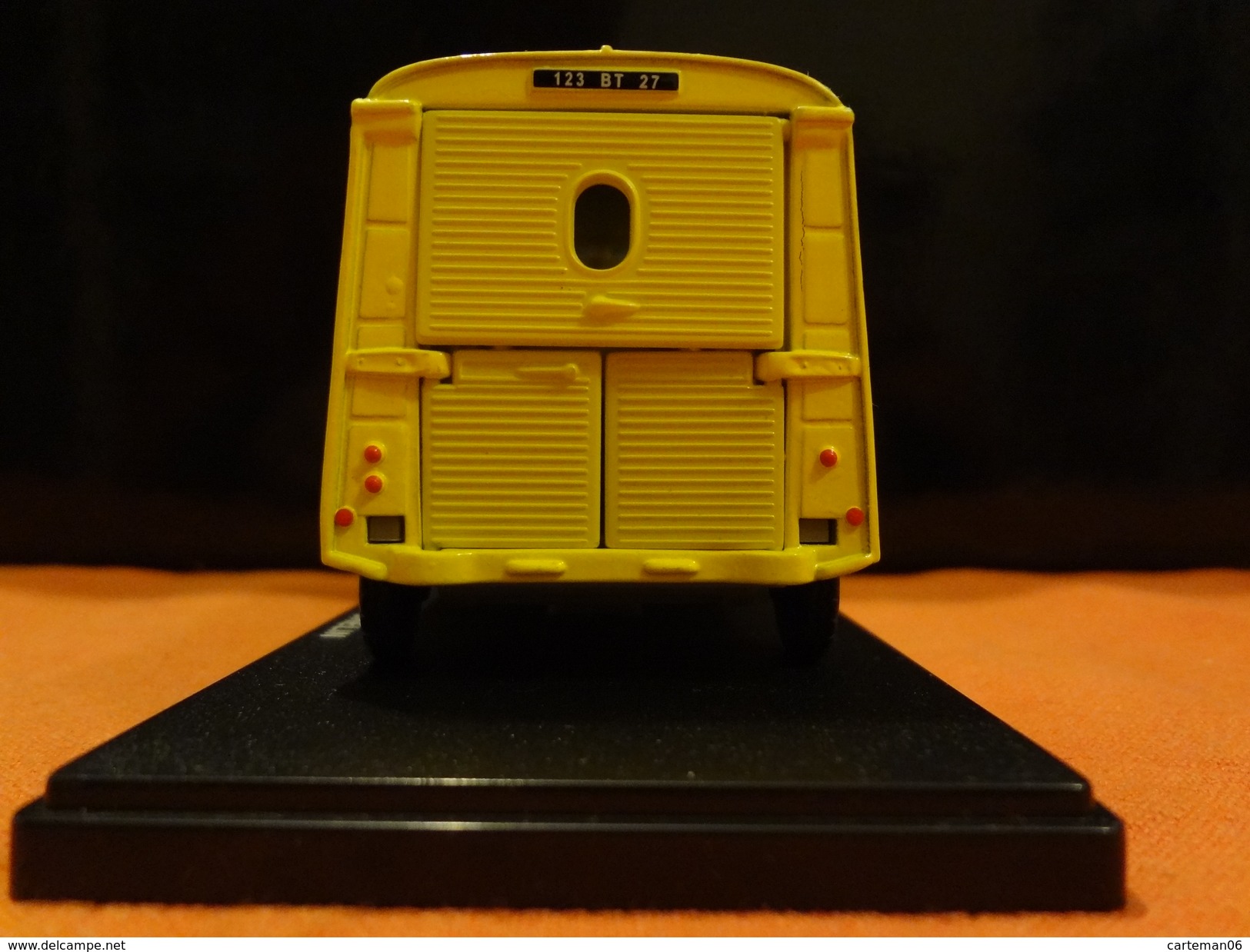 Camionnette - Citroën Type H  Michelin - 1/43 - Commercial Vehicles