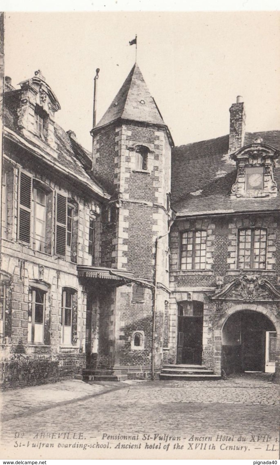 Cp , 80 , ABBEVILLE , Pensionnat St-Vulfran , Ancien Hôtel Du XVIIe S. - Abbeville