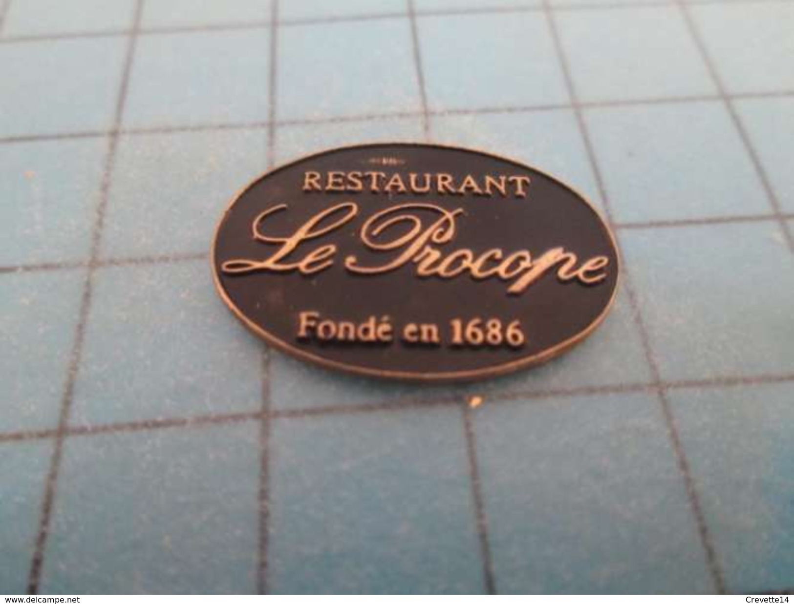 Pin710B Pin's Pins : BEAU ET RARE : PARIS RESTAURANT (Coucou Gégé)  LE PROCOPE FONDE EN 1686 - Christmas