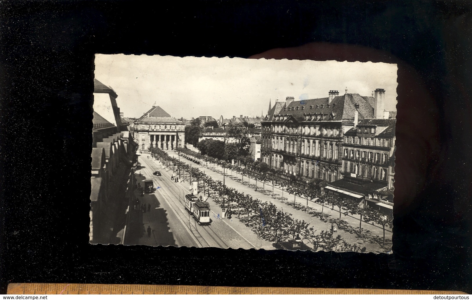 STRASBOURG Bas Rhin 67 : La Place Broglie Et Le Théâtre  1945 / Tram Tramway - Strasbourg