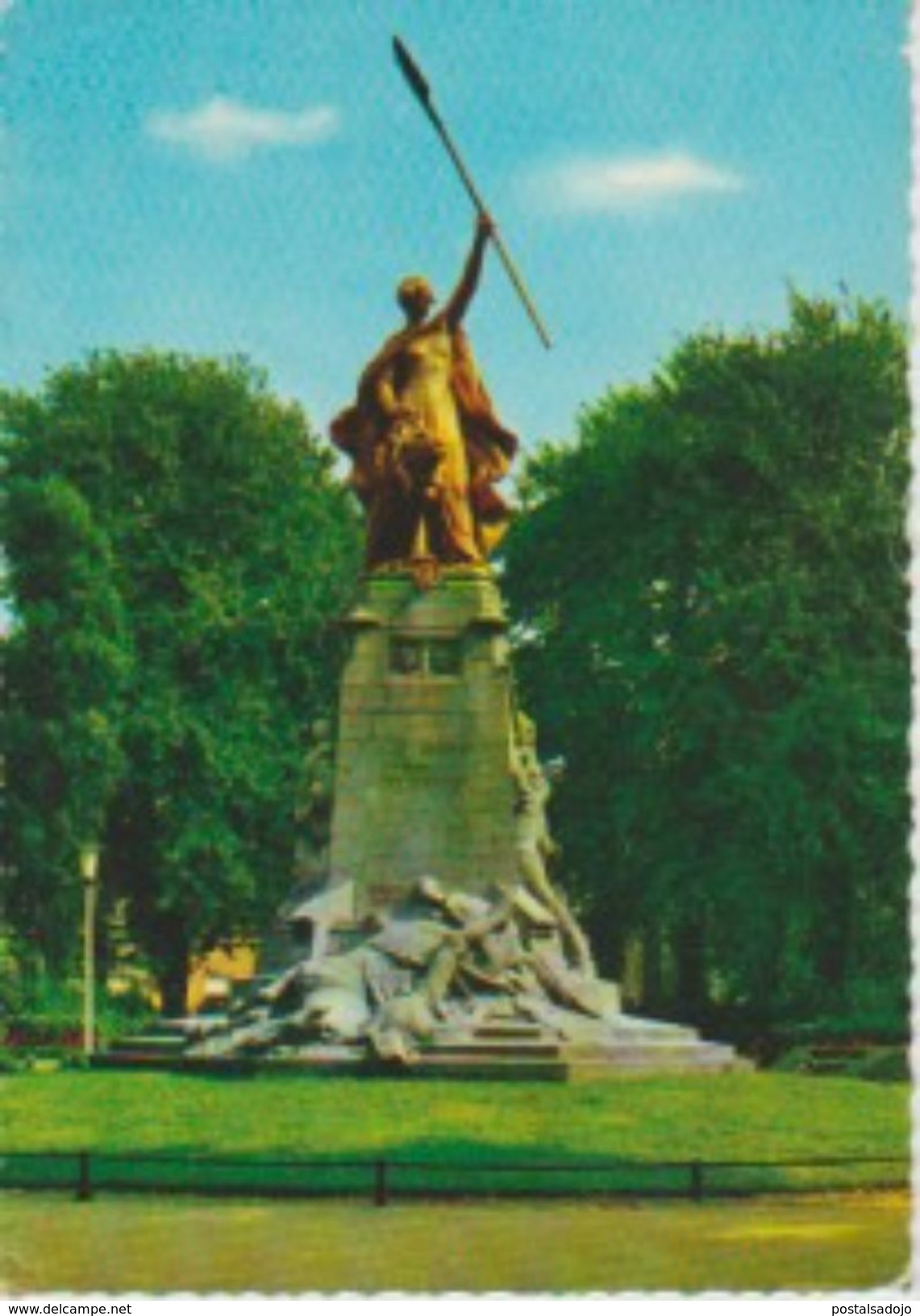 (BE724) KORTRIJK . MONUMENT DE LA BATAILLE DES ESPERONS D'OR - Kortrijk