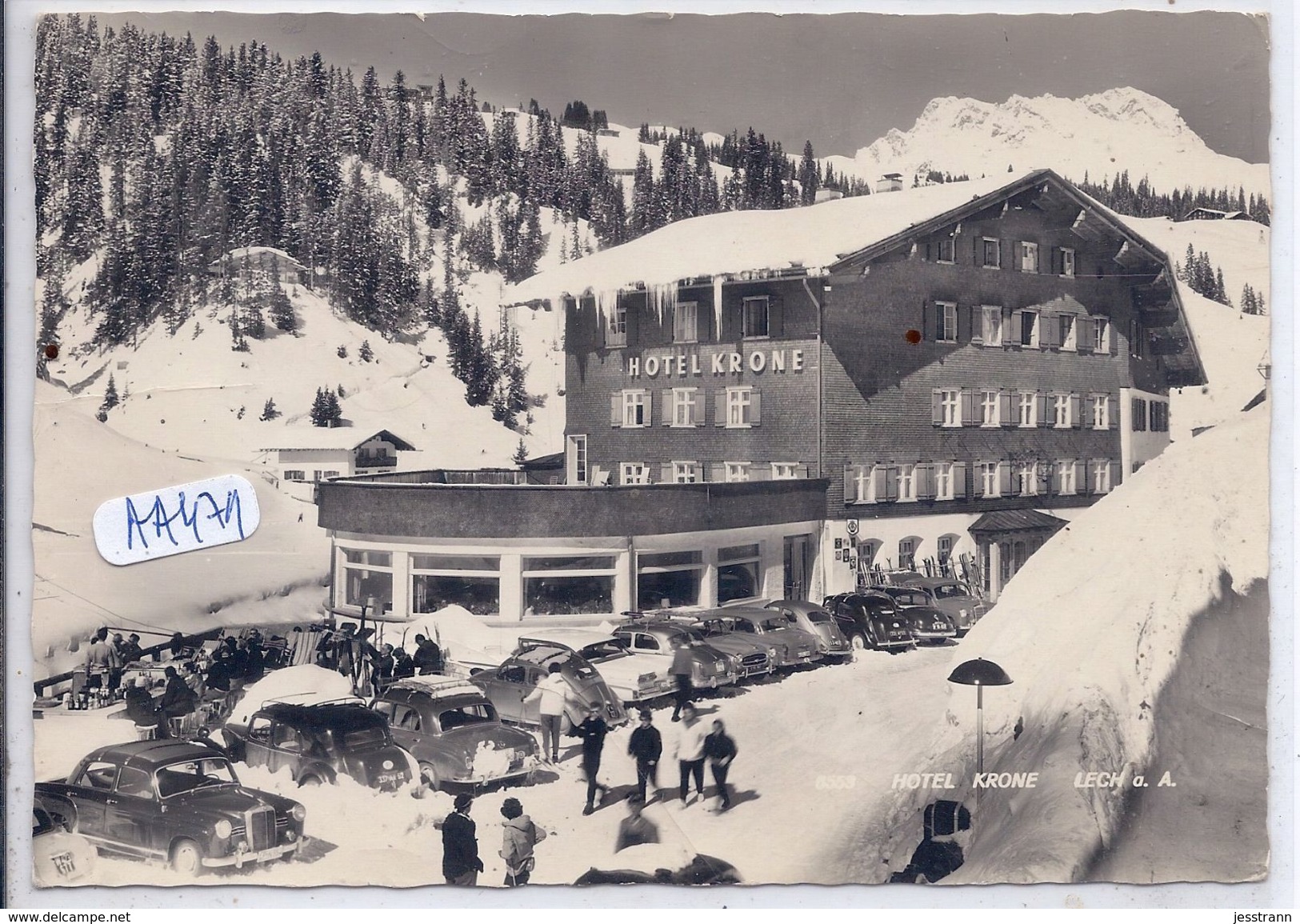 LECH AM ARLBEG-HOTEL KRONE- LES VOITURES SOUS LA NEIGE - Lech