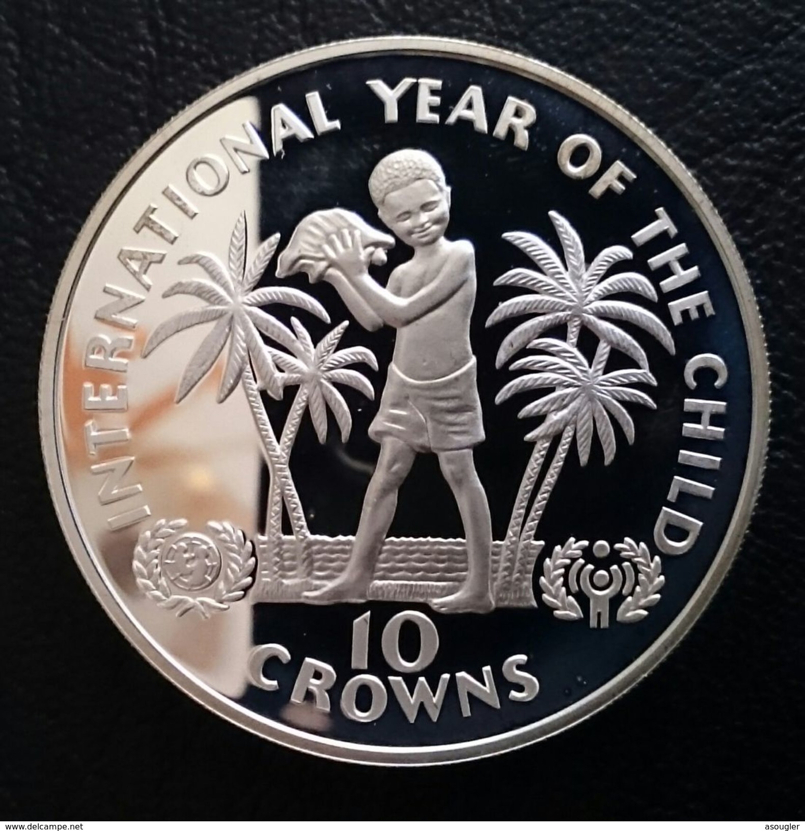 Turks And Caicos Islands 10 CROWNS 1982 SILVER PROOF "International Year Of The Child" Free Shipping Via Registered - Turks And Caicos Islands