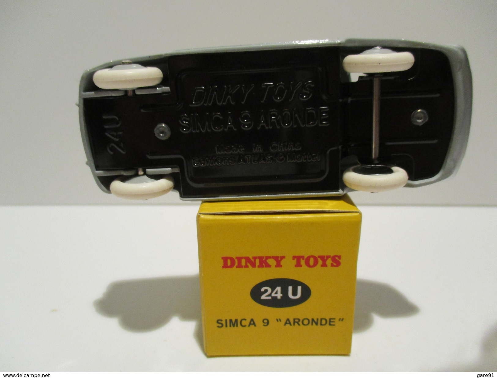 DINKY TOYS ATLAS  : SIMCA 9 ARONDE - Autres & Non Classés