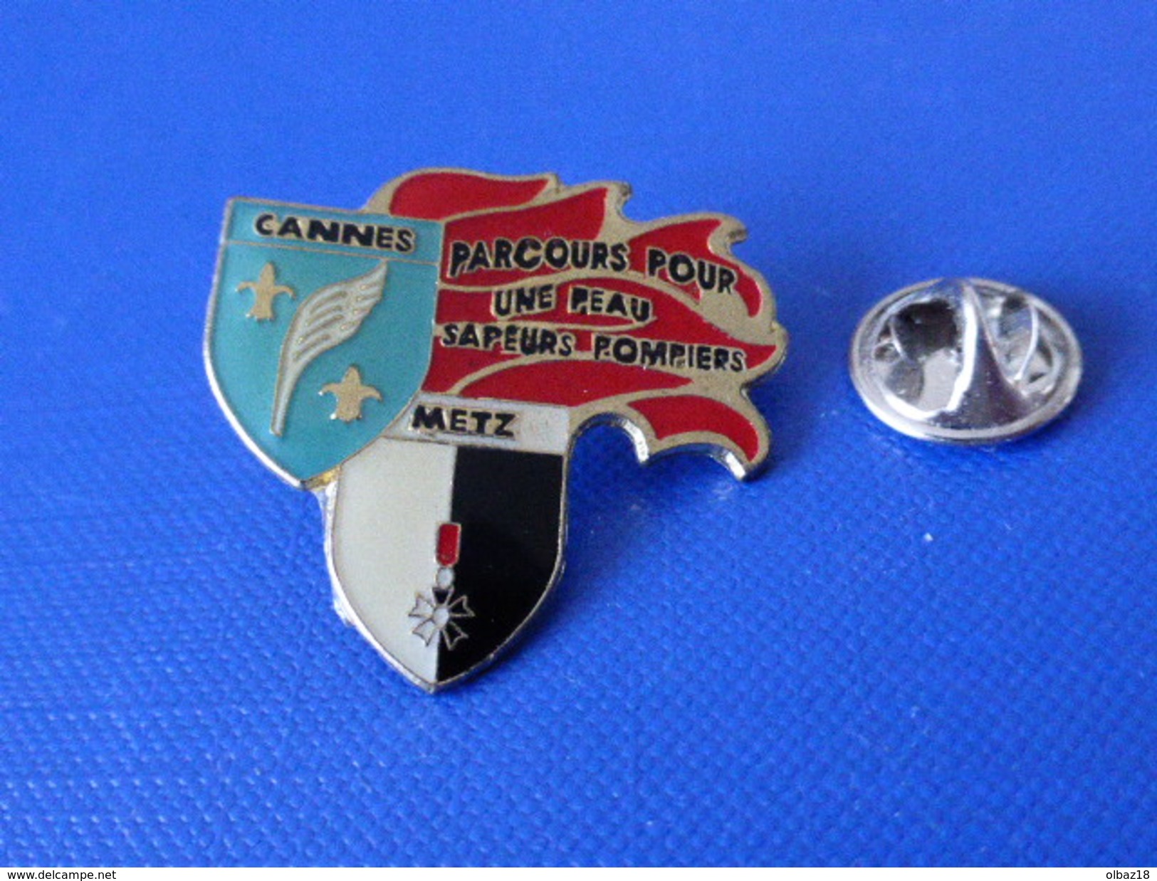 Pin's Sapeurs Pompiers Cannes Metz - Parcours Pour Une Peu - Blason Armoiries (KD2) - Pompiers