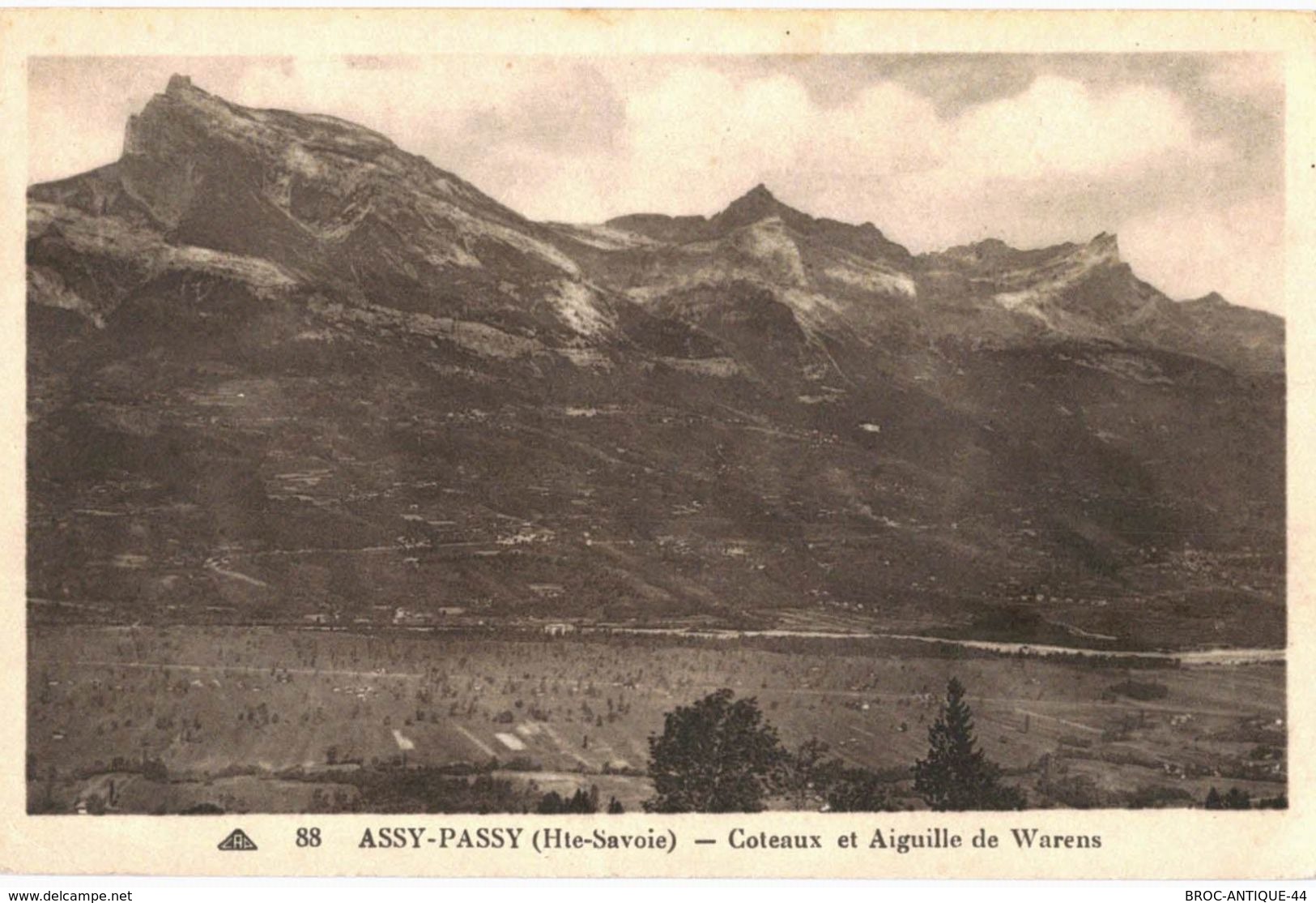 CPA N°16958 - ASSY- PASSY - COTEAUX ET AIGUILLES DE WARENS + LE DESERT DE PLATE - Passy