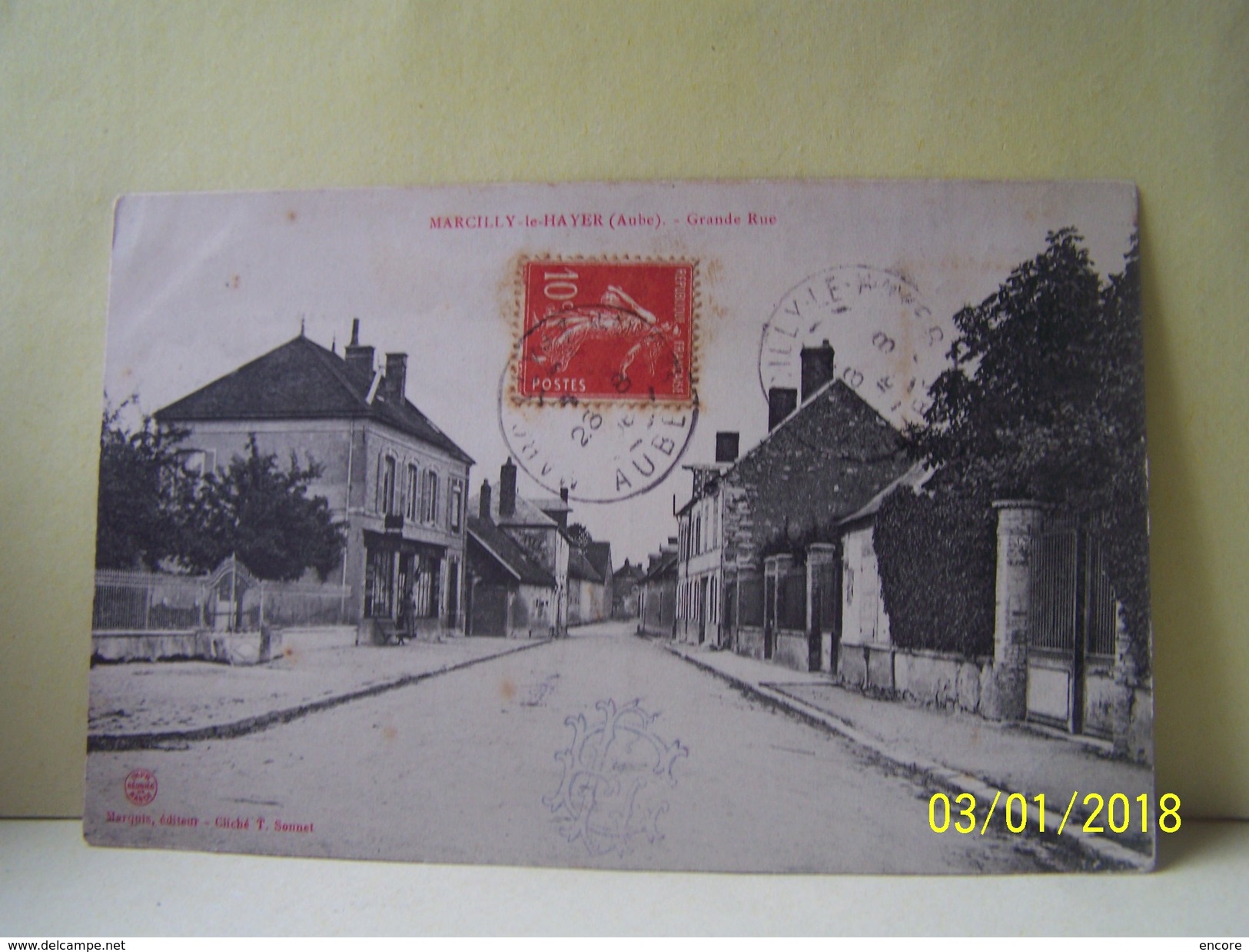 MARCILLY-LE-HAYER (AUBE) LES COMMERCES. LES MAGASINS. GRANDE RUE.    100_2394CL - Marcilly