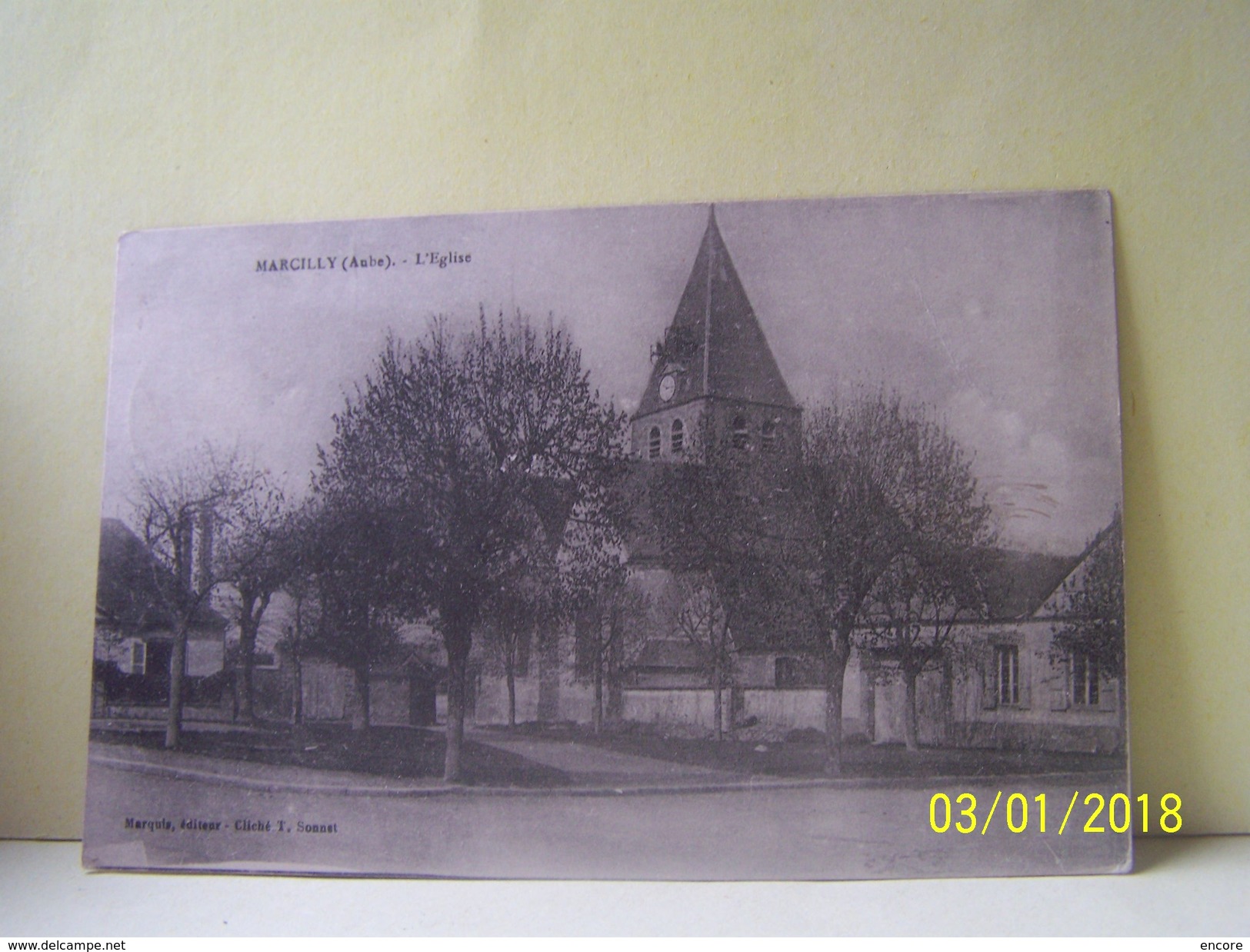 MARCILLY (AUBE) LES ARBRES. L'EGLISE. 100_2397CL - Marcilly