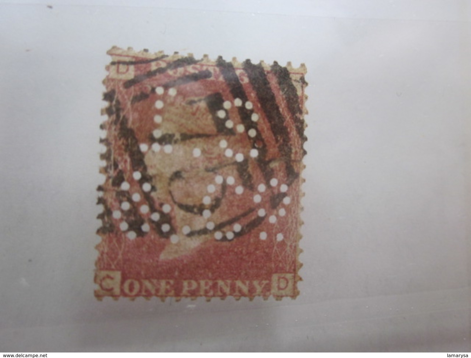 8 Timbres Great-britain UK Royaume-uni Perforés perforé perforés perfin perfins Stamp Perforated Perforations diverses