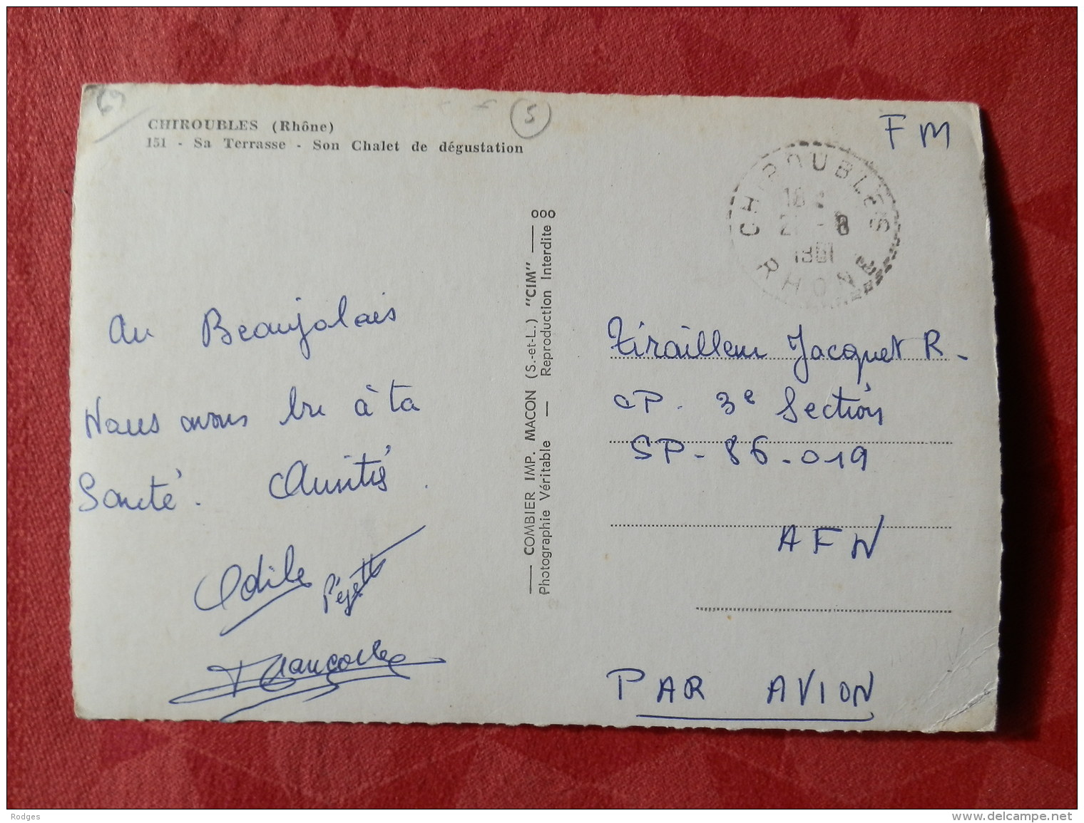 Dep 69 , Cpm  CHIROUBLES , 151 , Sa Terrasse , Son Chalet De Dégustation  (04.1945) - Chiroubles