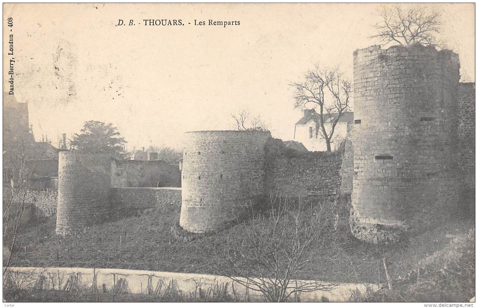 79 - THOUARS - Les Remparts - Thouars