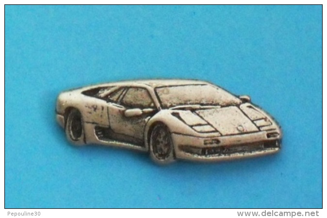 1 PIN'S  //   ** LAMBORGHINI DIABLO ** '3D ** - Ferrari