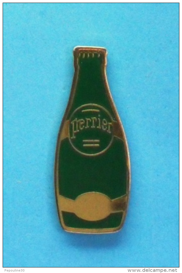 1 PIN'S  //   ** PERRIER ** BOUTEILLE ** - Beverages