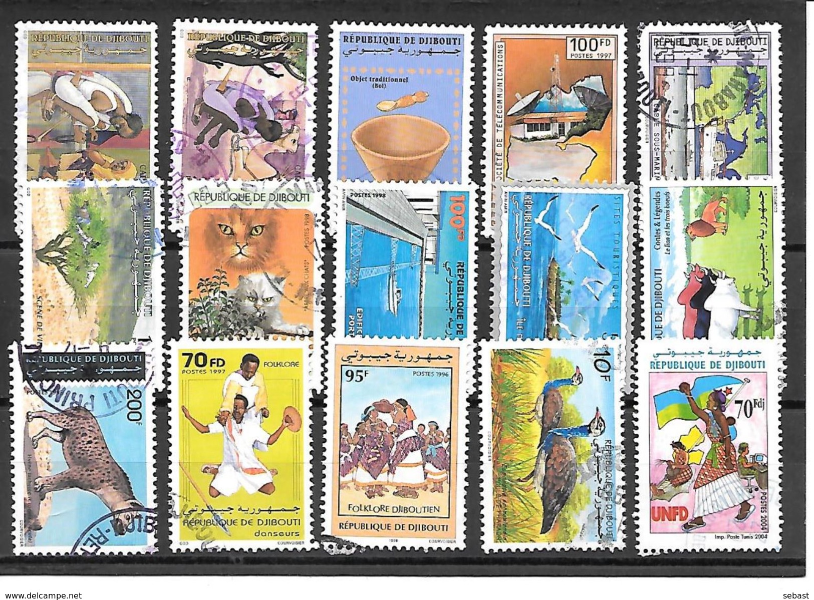 LOT DE TIMBRES OBLITERES DE DJIBOUTI - Djibouti (1977-...)