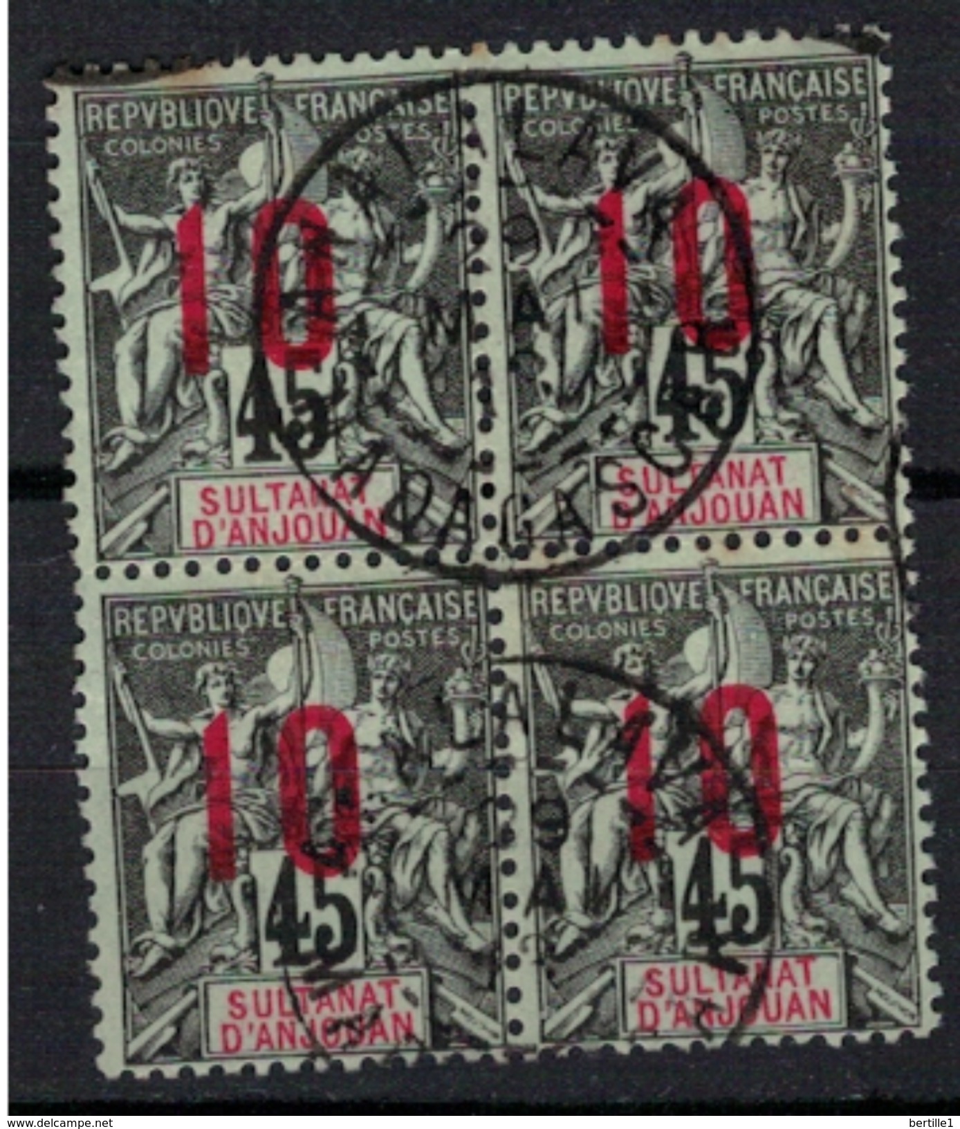 ANJOUAN        N°  YVERT    27 X 4   ( 1 )       OBLITERE       ( O   2/32 ) - Used Stamps