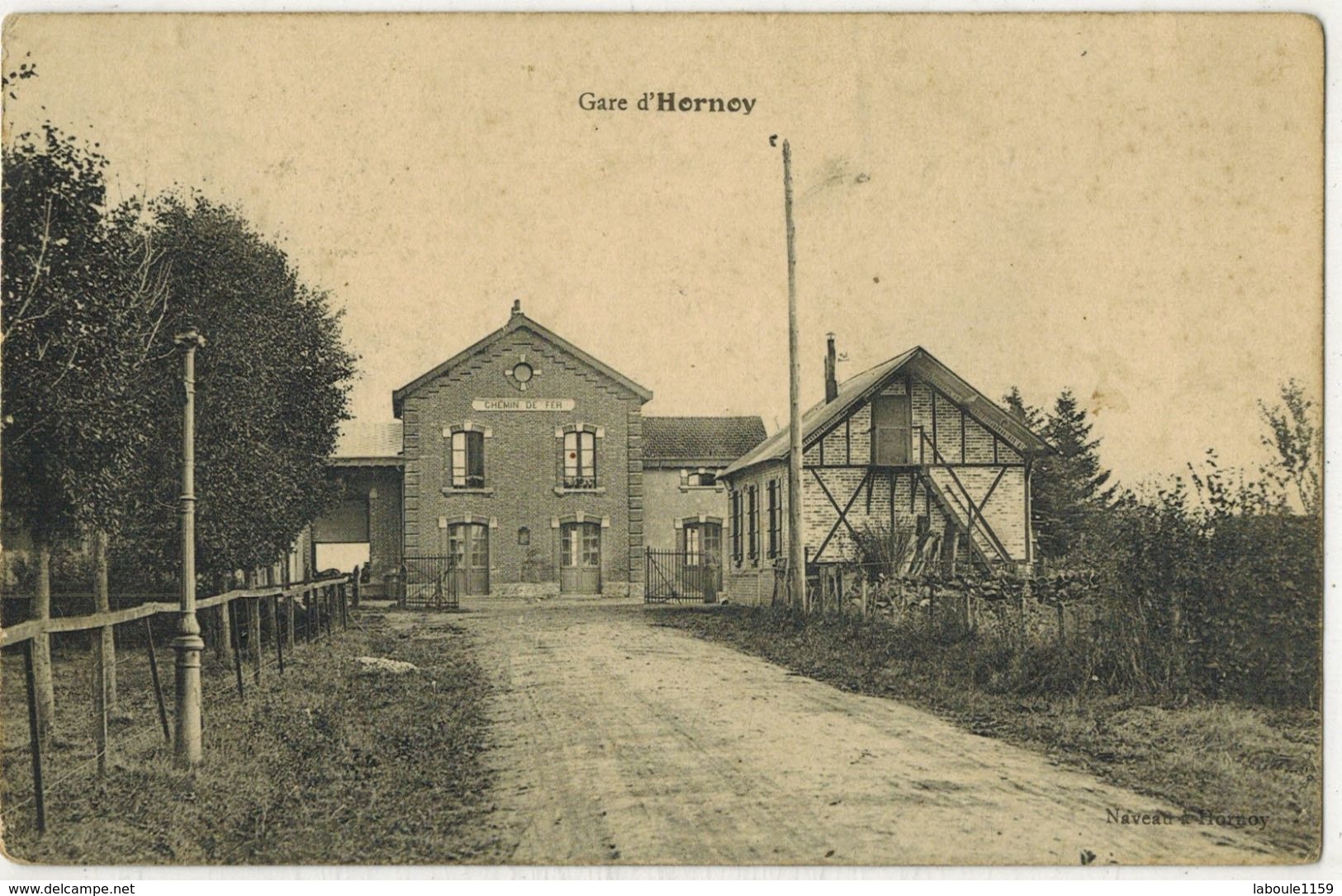 HORNOY SOMME : La Gare - 1er Tirage Avec Légende Gare D'Hornoy - Chemin De Fer - Voyagé Septenville - Hornoy Le Bourg