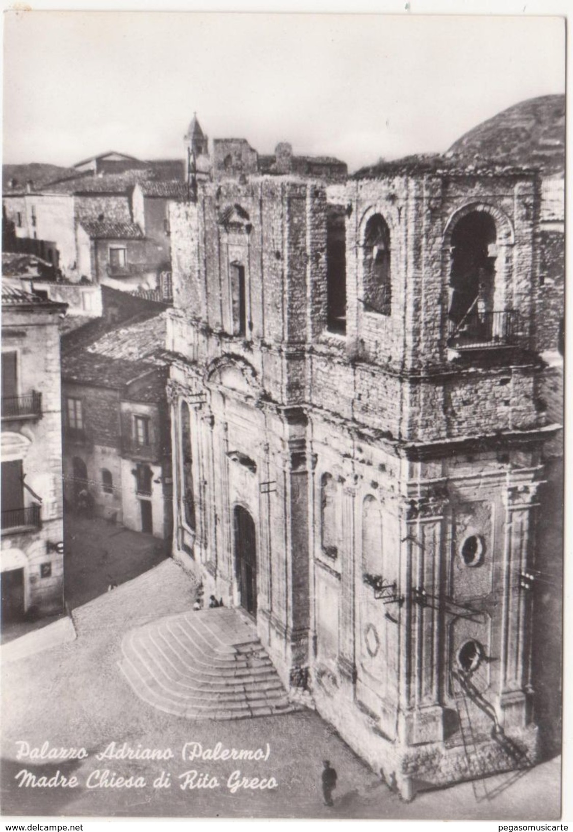 M041  PALAZZO ADRIANO PALERMO MADRE CHIESA DI RITA GRECO ANIMATA 1950 CIRCA - Palermo