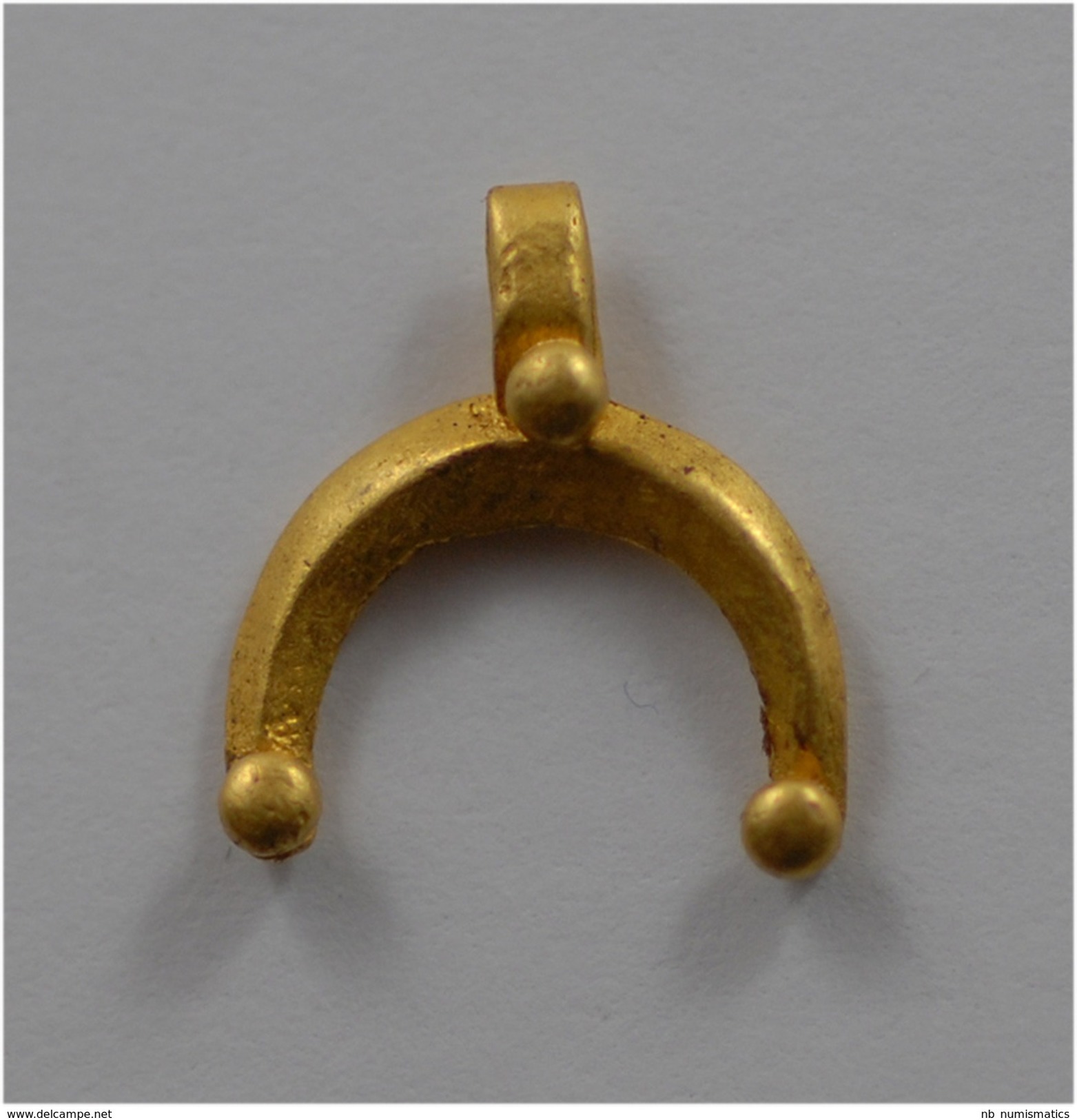 Roman Gold Lunar Crescent Pendant - Archeologie