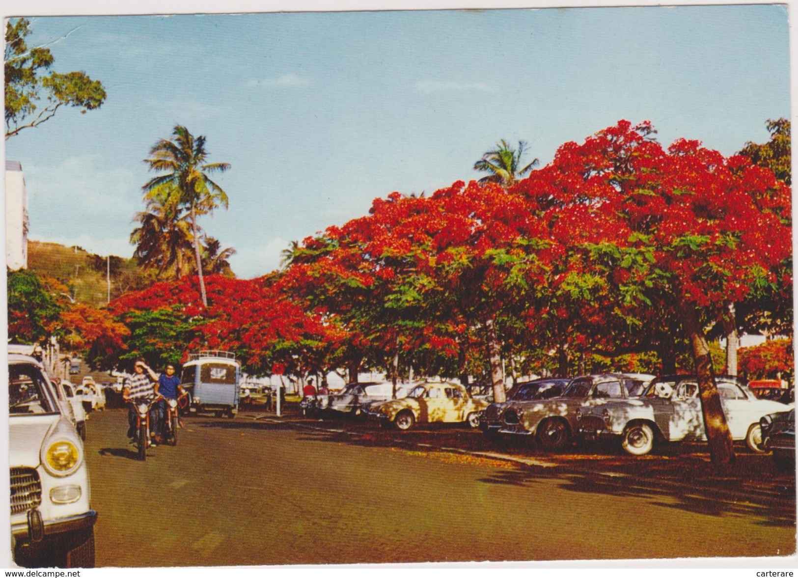 Nouvelle Calédonie,nouméa,archipel D'océanie,océan Pacifique,prés De L'australie,ROUTE,PARKING,MOTARD - Neukaledonien