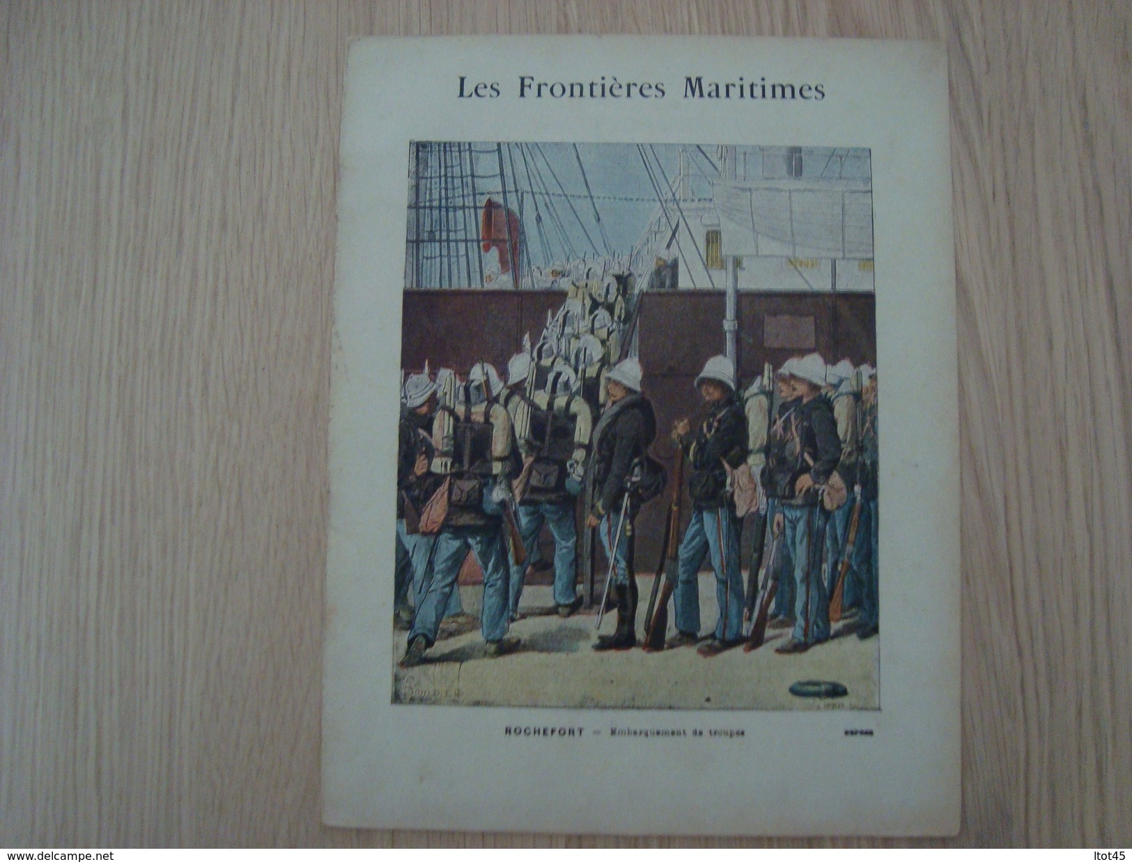 COUVERTURE DE CAHIER LES FRONTIERES MARITIMES ROCHEFORT EMBARQUEMENT DE TROUPES - Book Covers