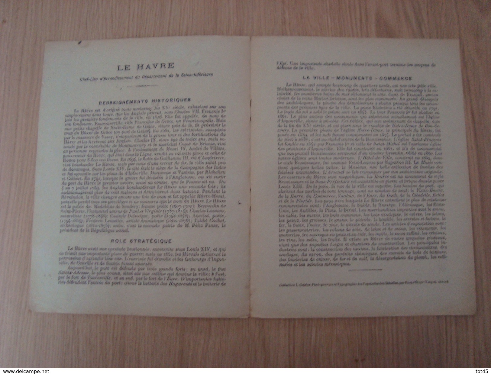 COUVERTURE DE CAHIER LES FRONTIERES MARITIMES LE HAVRE - Protège-cahiers