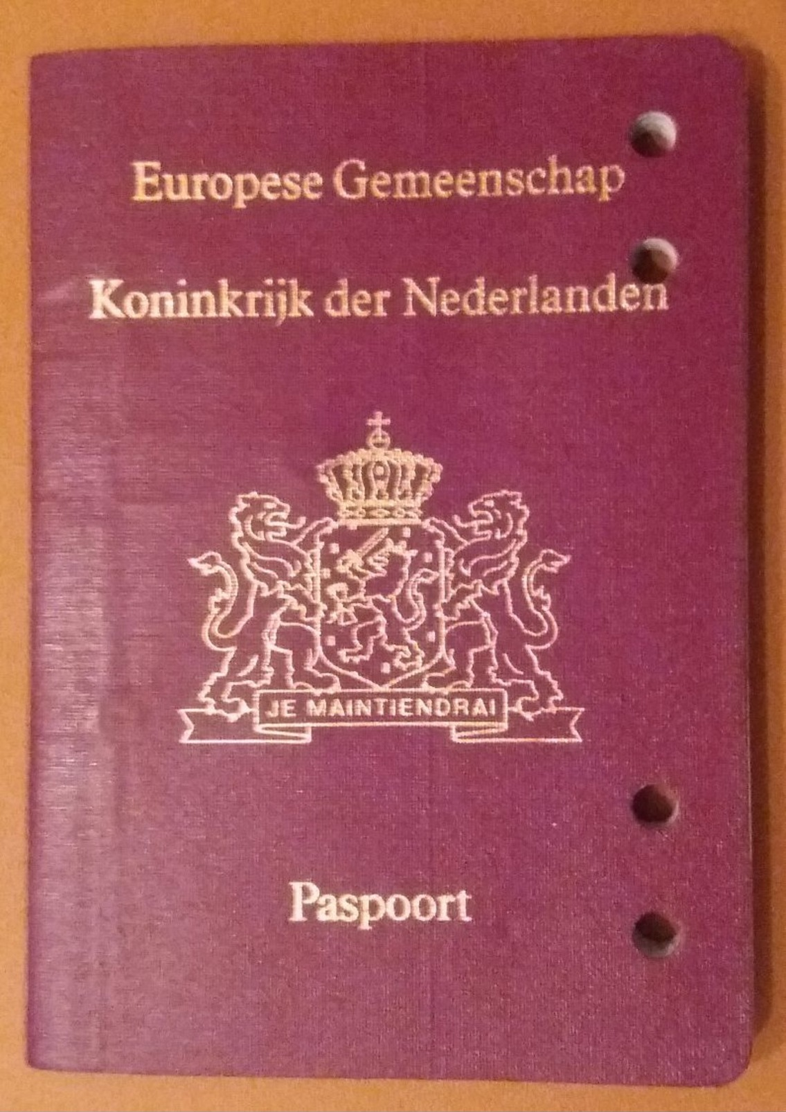 Passport Netherlands 1992 Exp 1997 Inks Jamaica,Gambia,Senegal,Venezuela,UK,US - Documents Historiques