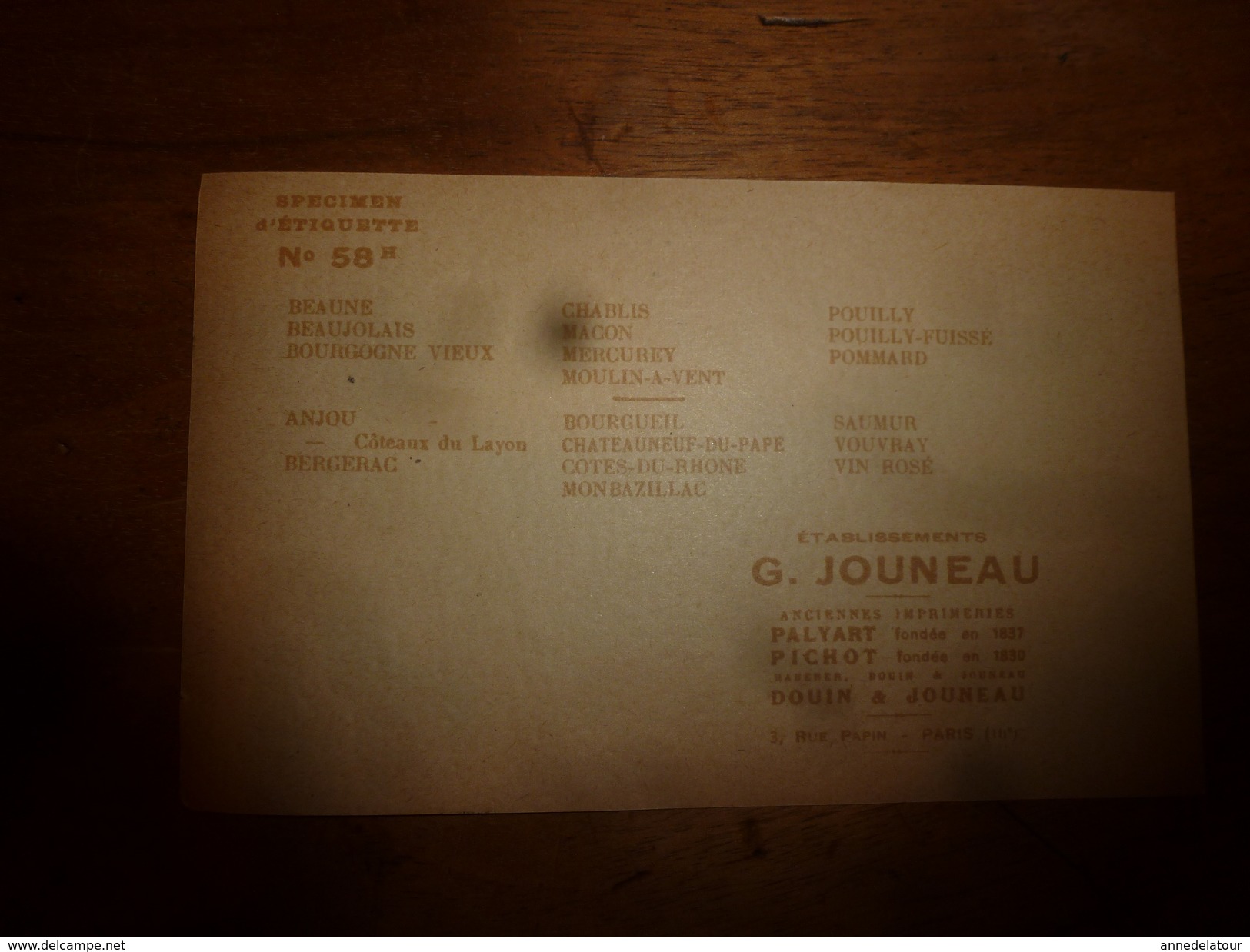 1920 ? Spécimen étiquette De Vin BEAUJOLAIS ,   N° 58H,  Déposé,  Imprimerie G.Jouneau  3 Rue Papin à Paris - Castles