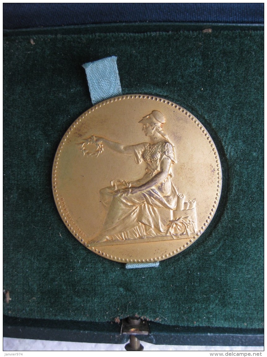 Médaille Vermeil Des Restaurateurs Et Limonadiers. Attribué à Monsieur Saint Etienne 1932 - Autres & Non Classés