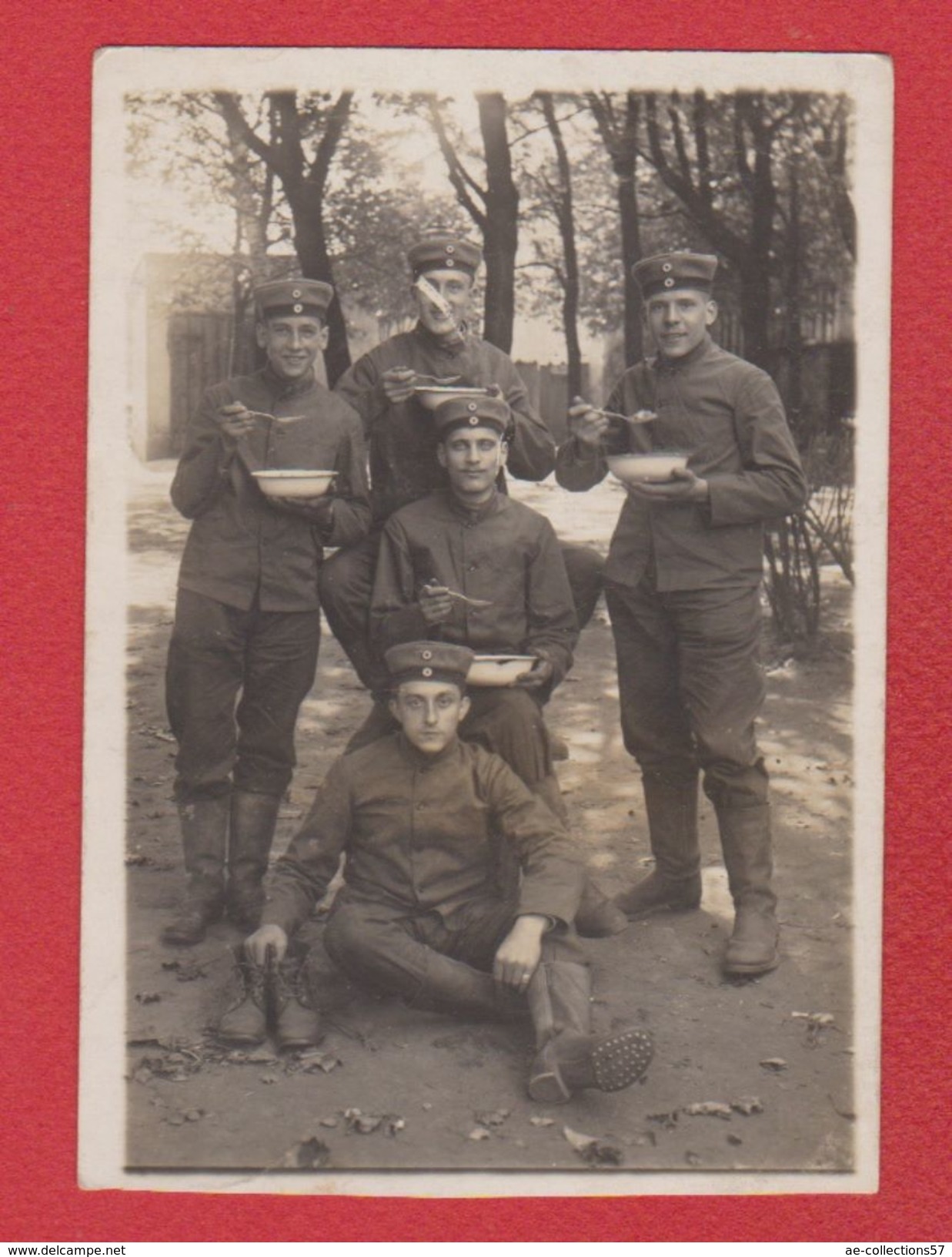 Hundsfeld  --  Carte Photo Soldats Allemands -- 1915 - Pologne