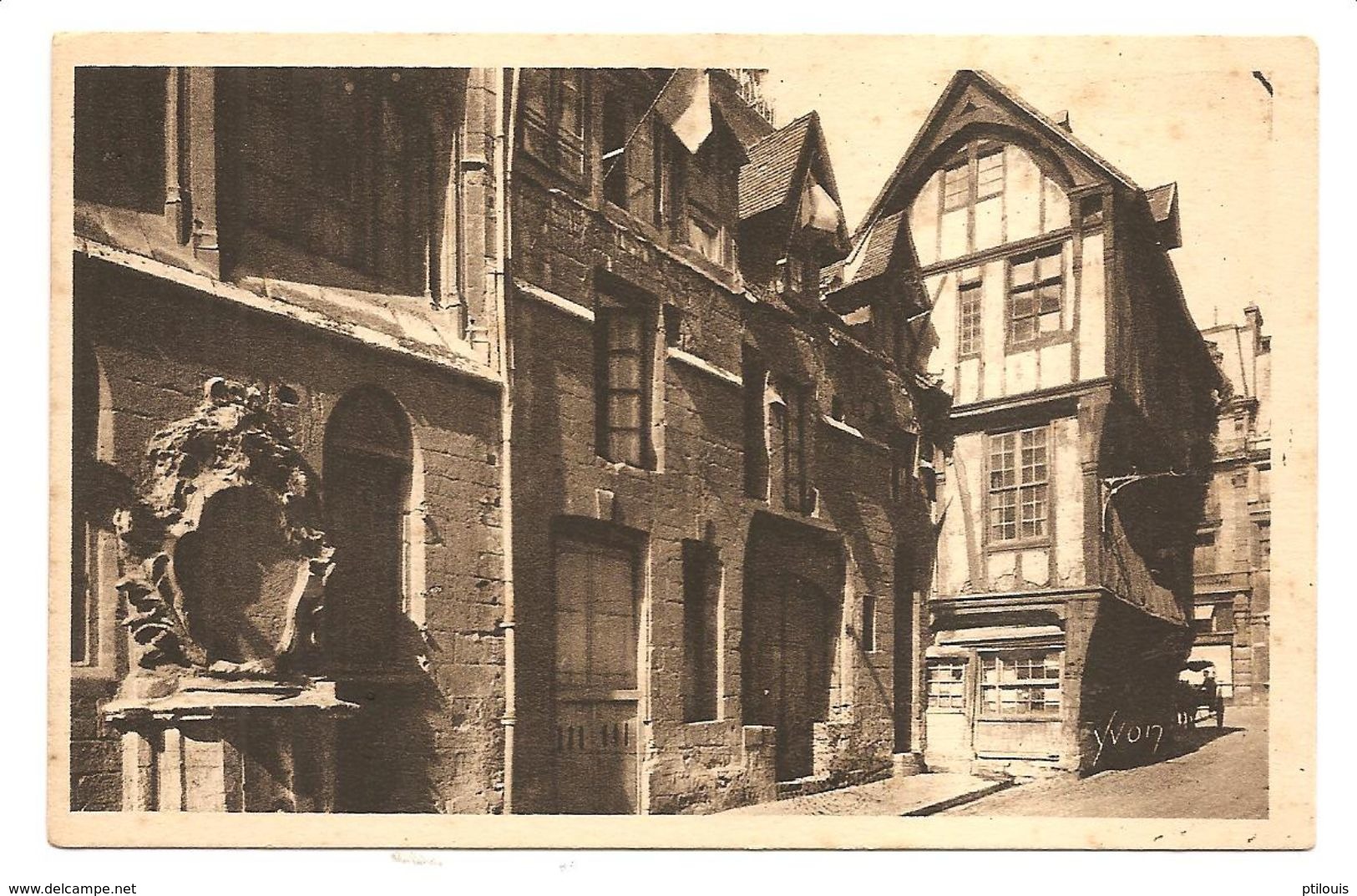 18 - ROUEN (La Douce France) Vieilles Maisons Dans La Rue St-Romain - (Edit. D'Art YVON) - Rouen