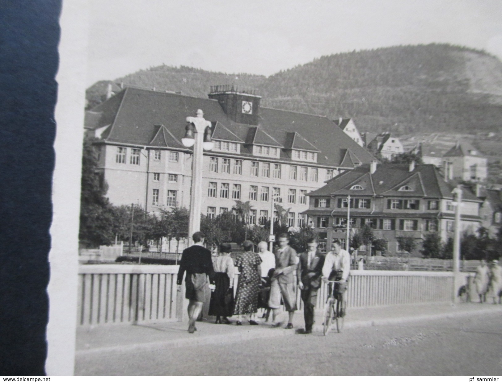 AK Echtfoto 1942 Jena, Paradiesbrücke Und Oberrealschule Kernberge. Brücke Wurde Im 2. WK Stark Beschädigt! - Schulen