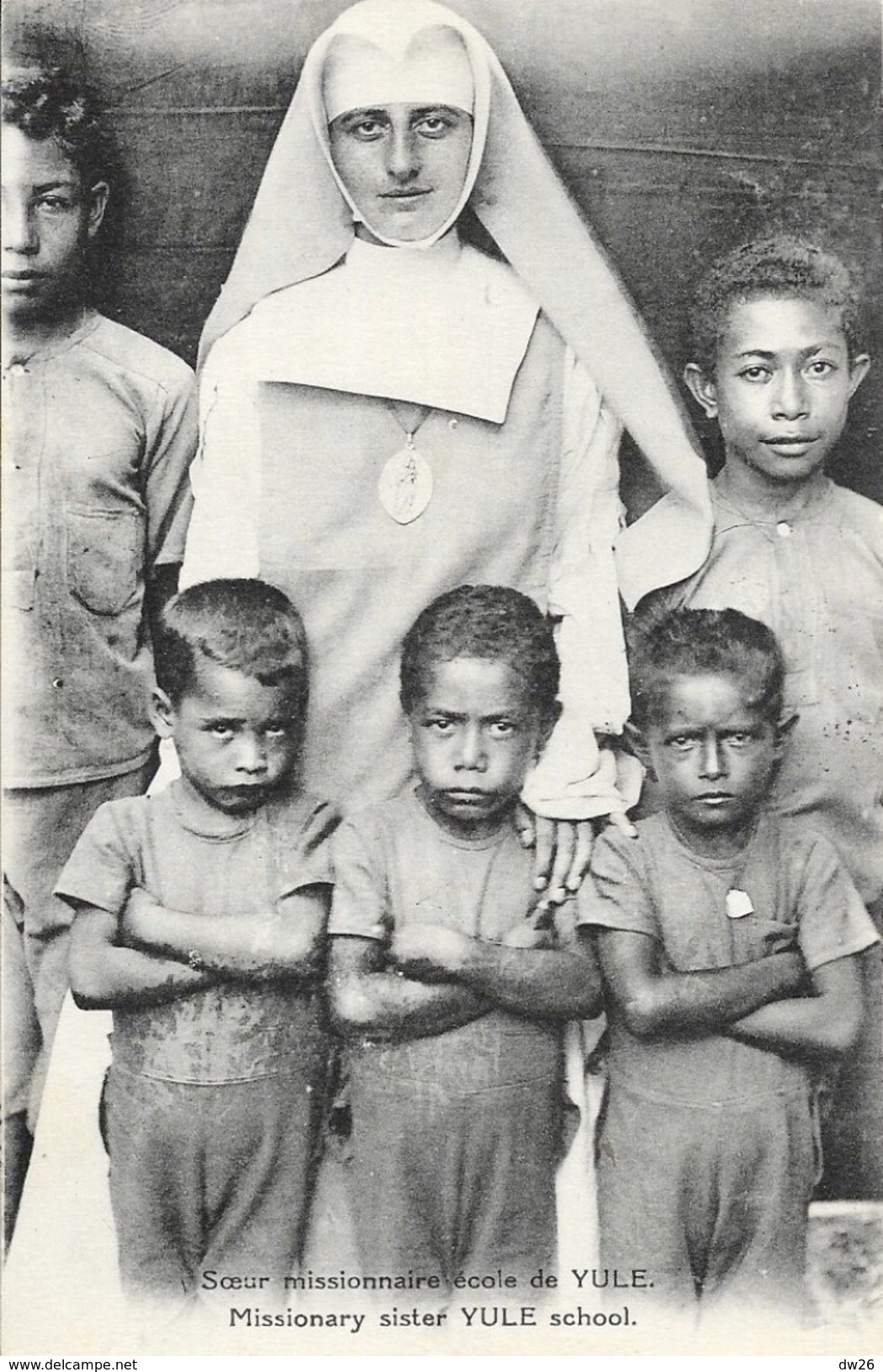 Missionnaires Du Sacré-Coeur D'Issoudun, Papouasie-Nouvelle-Guinée, Soeur Missionnaire école De Yule - Missions