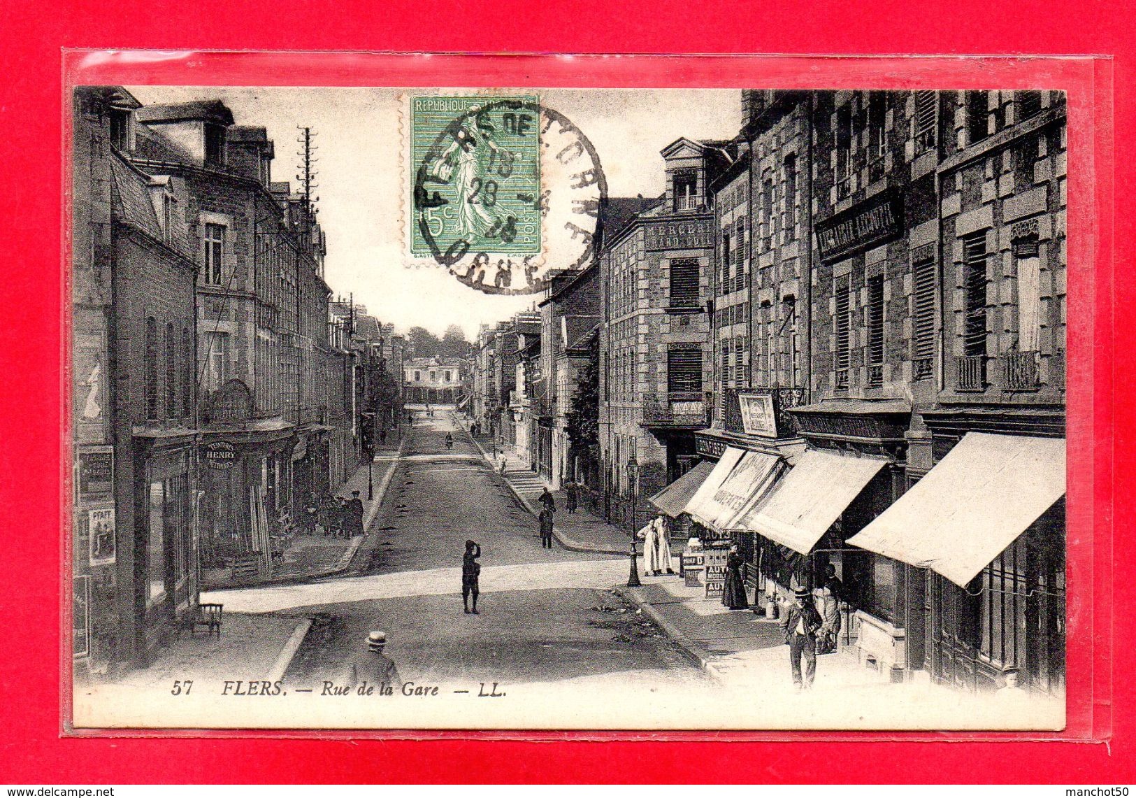 61-CPA FLERS - RUE DE LA GARE - Flers