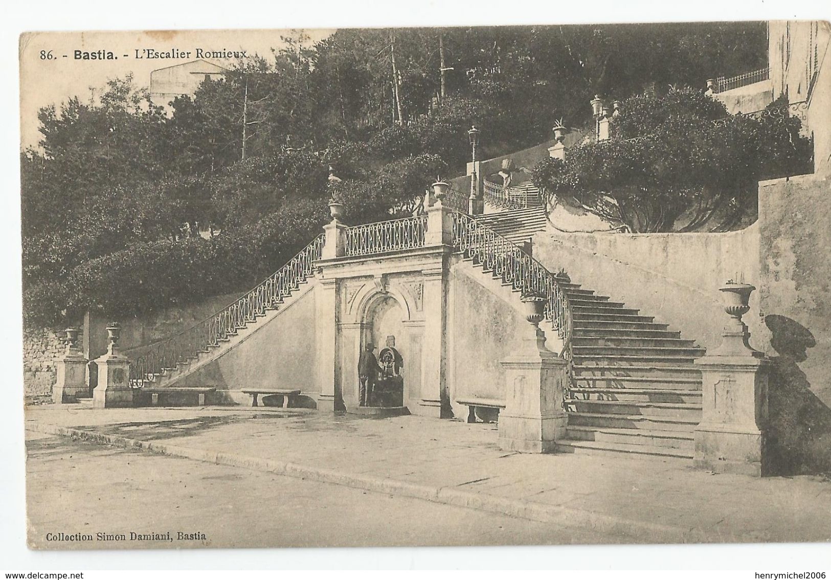 Haute Corse Bastia L'escalier Romieux Homme A La Fontaine 1907 Ed Simon Damiani , Cliché Rare - Bastia